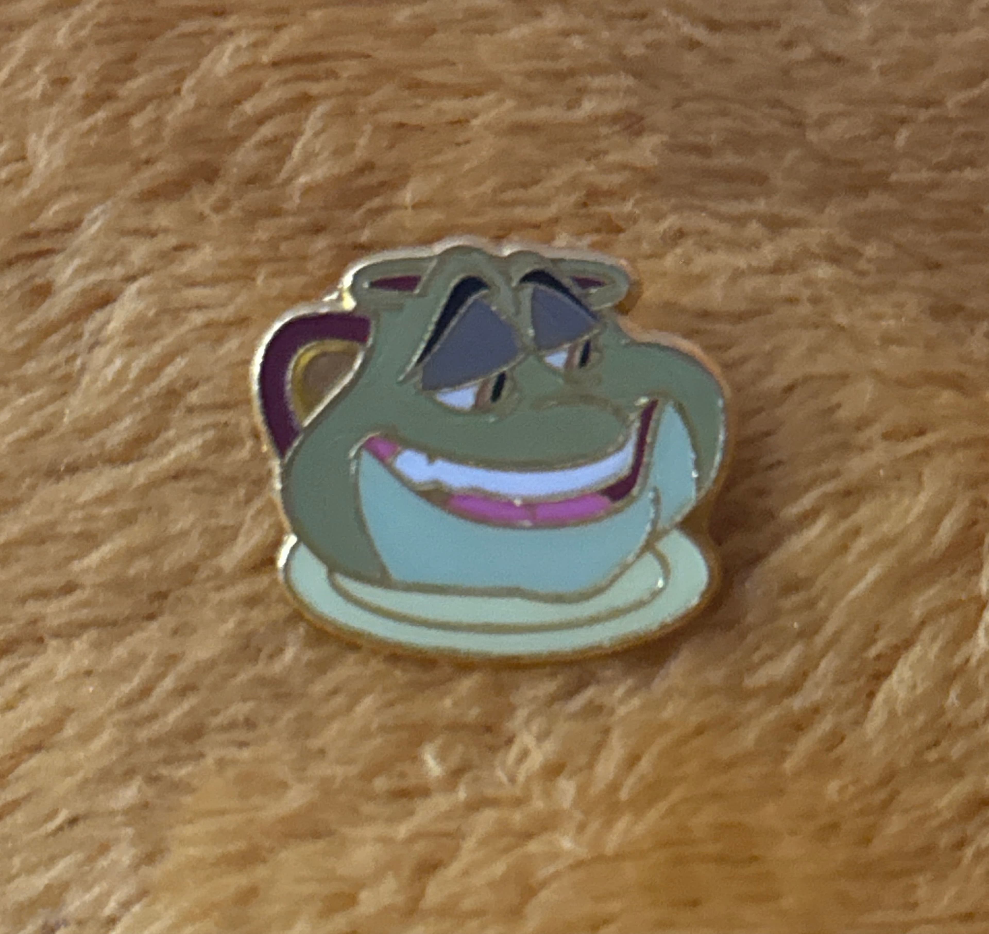Mrs. Potts - Beauty and the Beast - ProPin front