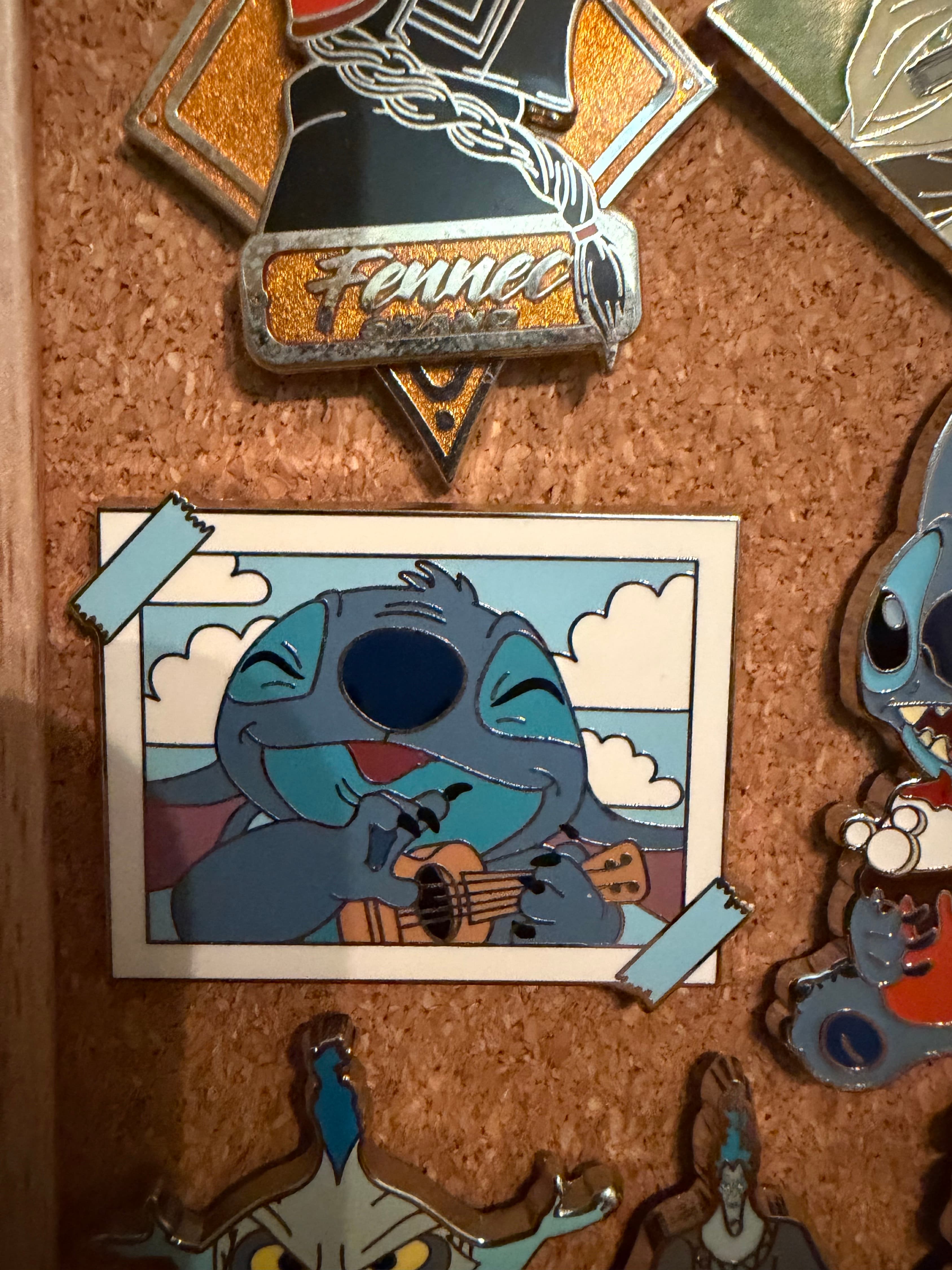 Stitch with Ukulele - Stitch Photo Mystery Collection front