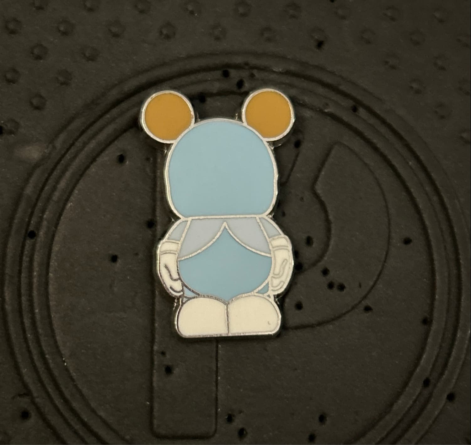 Cinderella - Vinylmation Jr. Series 2 Mystery Pin front