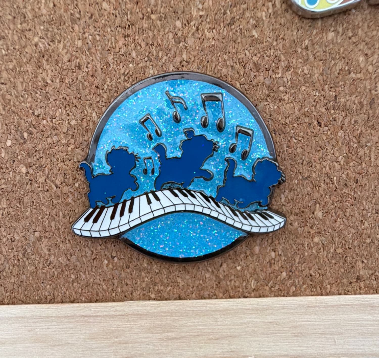 Loungefly Disney The Aristocats Kitten Silhouettes Piano Glitter Enamel Pin front