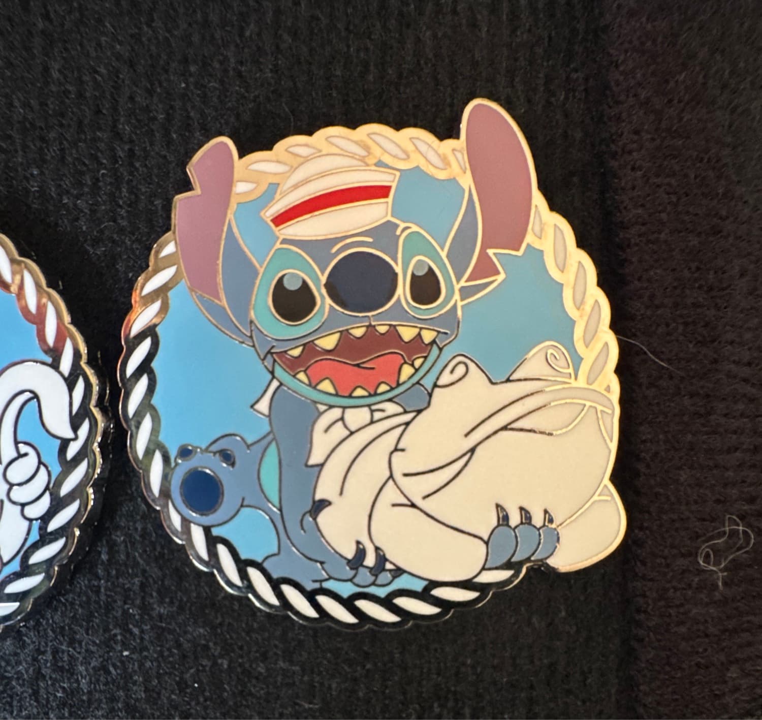 Disney Cruise Line Stitch Towel Animal Mystery Pin front