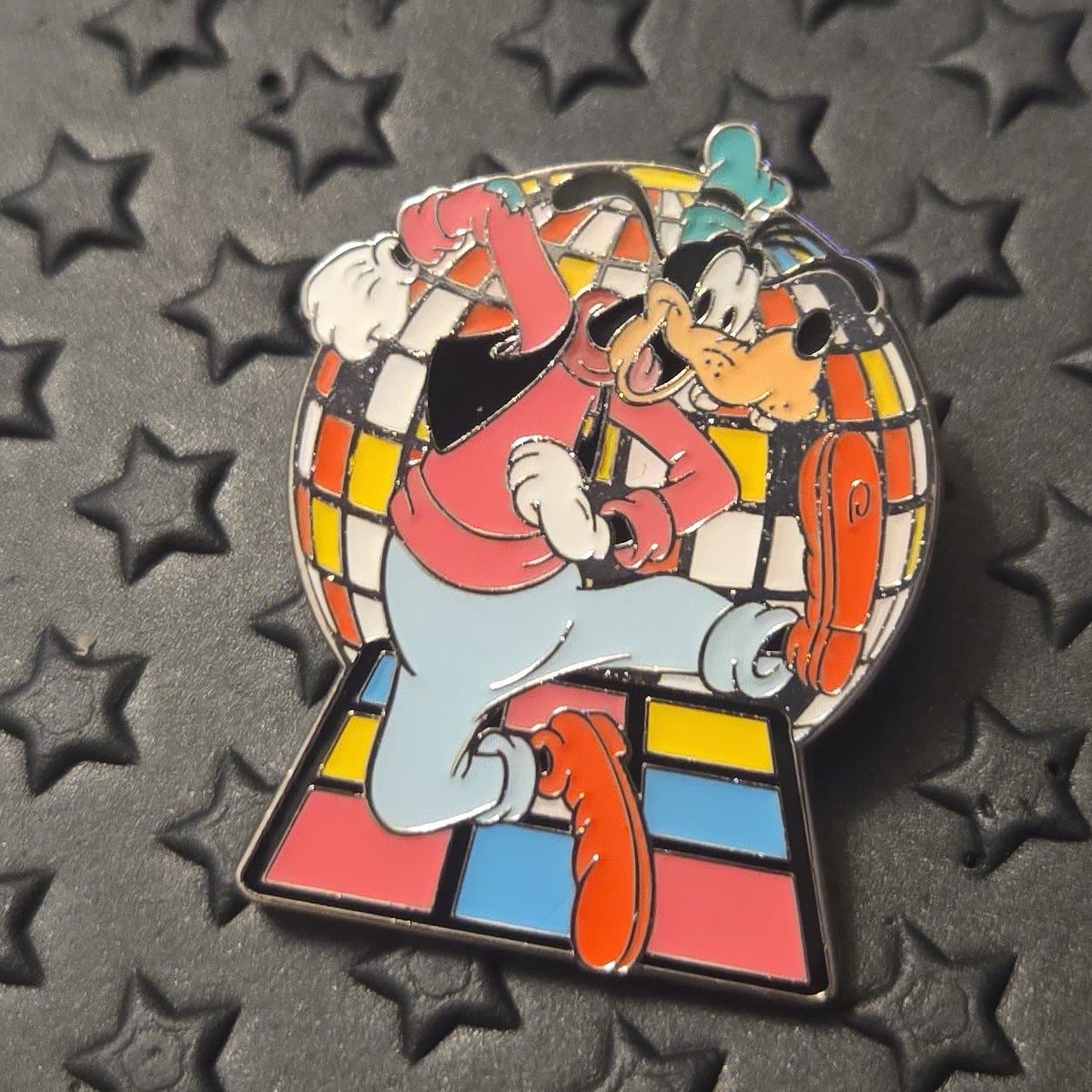 Loungefly - Goofy - Mickey and Friends Disco Ball Set - Mystery front