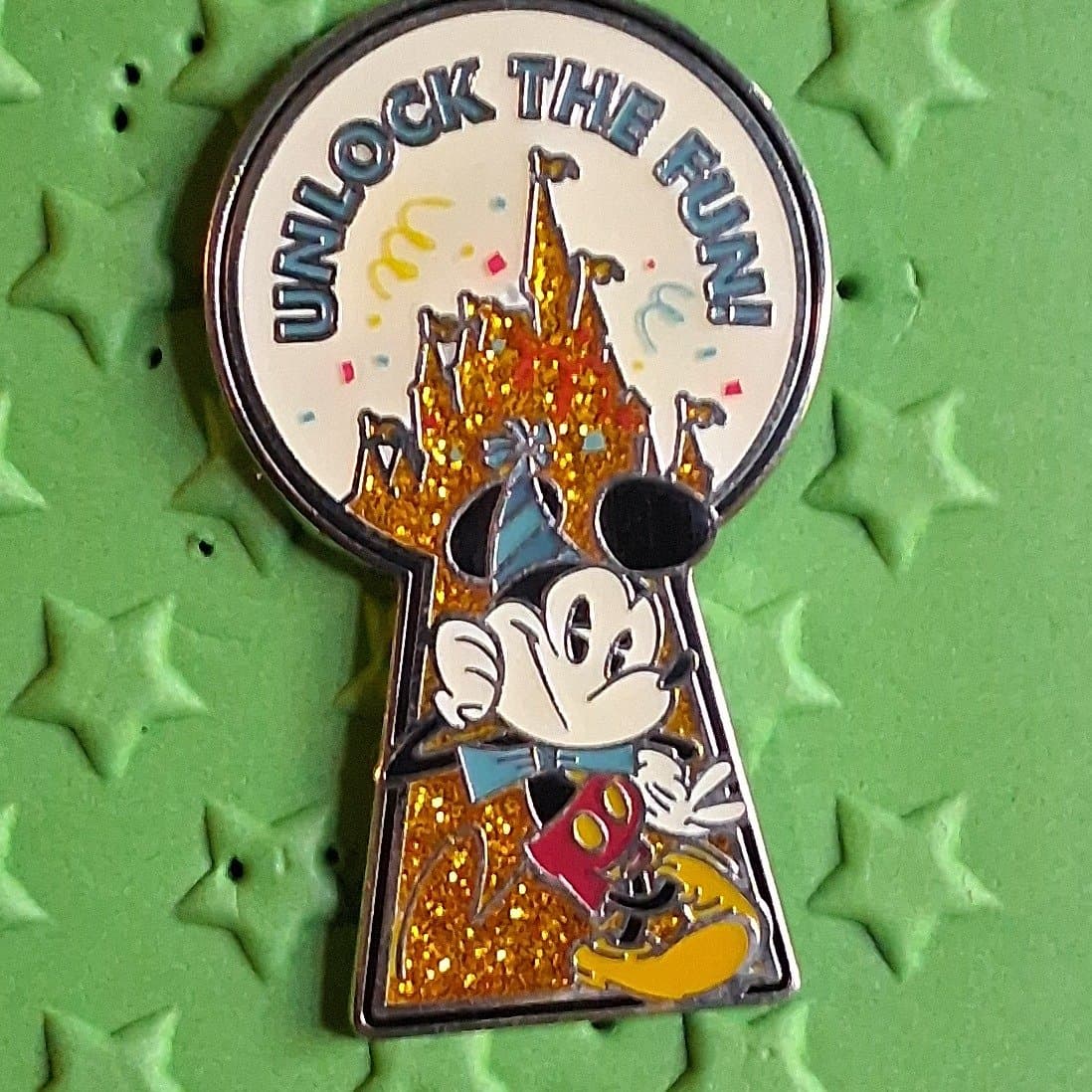 Mickey 90th Celebration - Keyhole Glitter Castle - Unlock the Fun! front