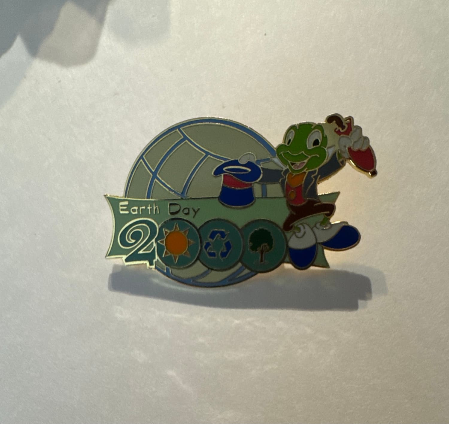 Jiminy Cricket Earth Day 2000 Pin front