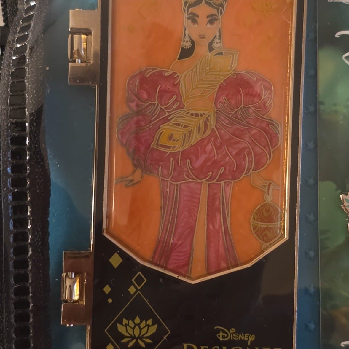 Disney Designer Ultimate Princess Collection Jasmine Hinged Pin front