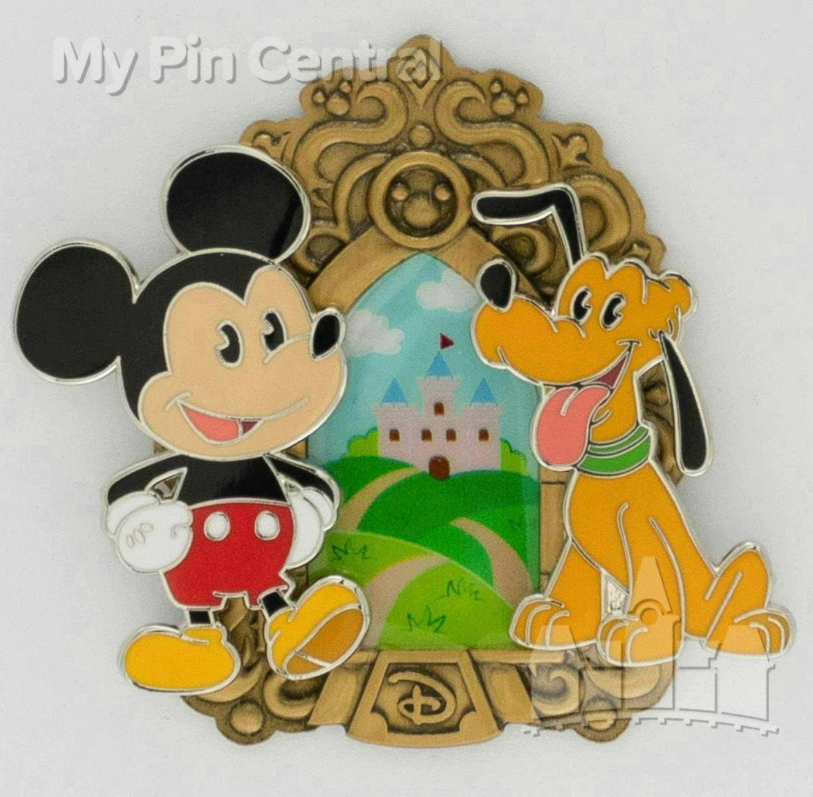 Mickey Mouse & Pluto with Magic Mirror Base Set — Full Set front