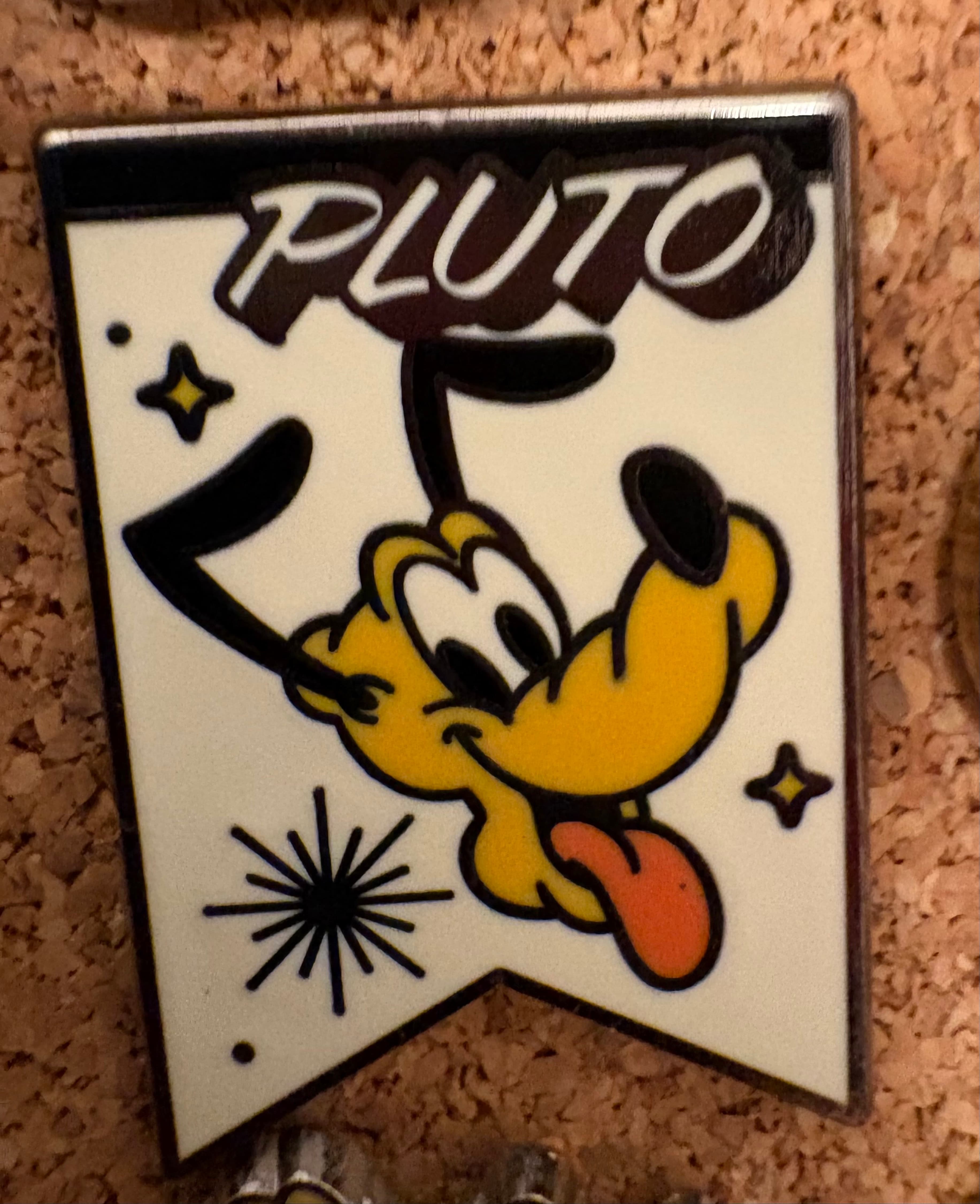 Pluto Retro Banner - Mickey and Friends Starter Pin front