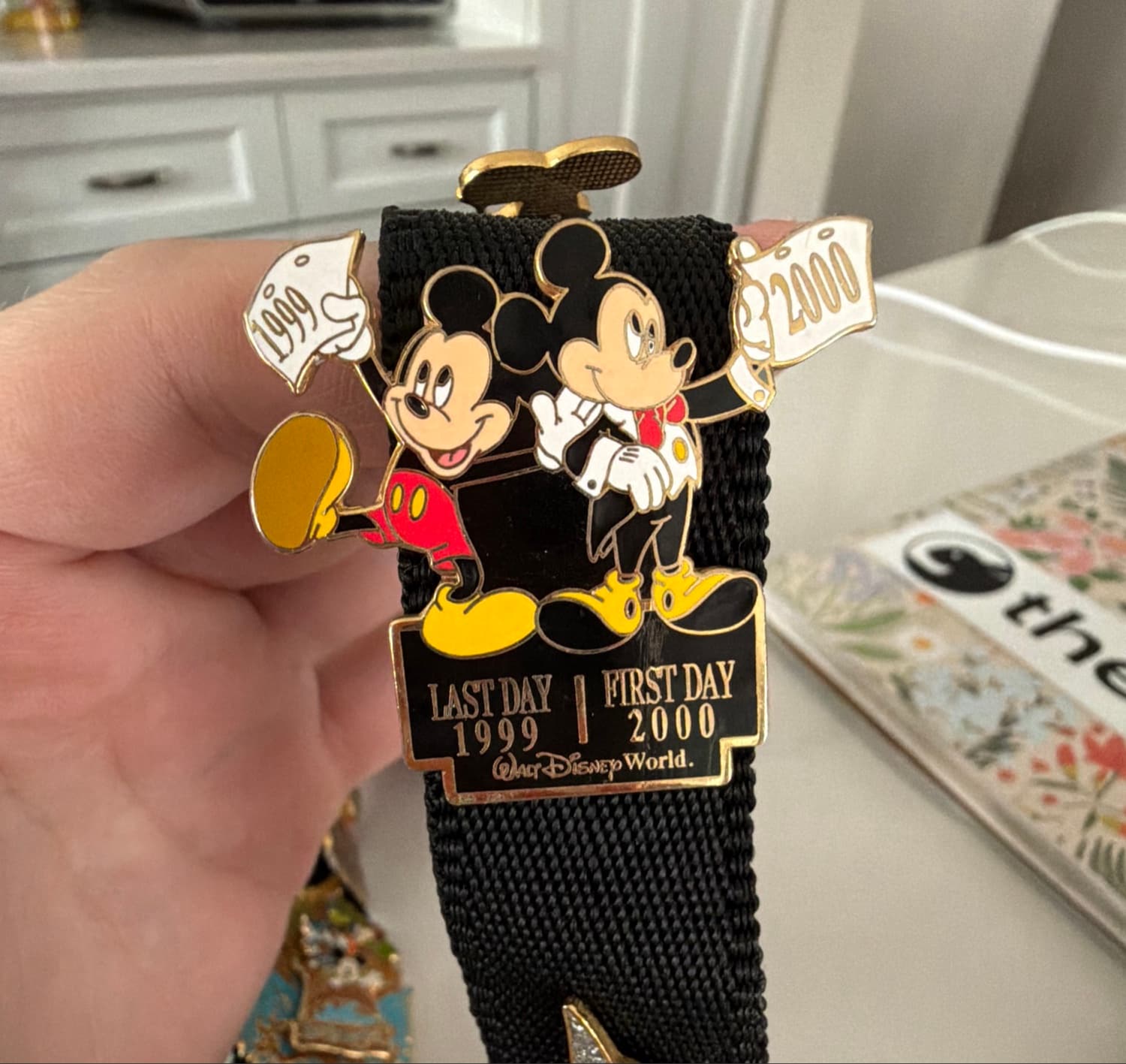 Mickey Mouse Last Day 1999 First Day 2000 Pin front