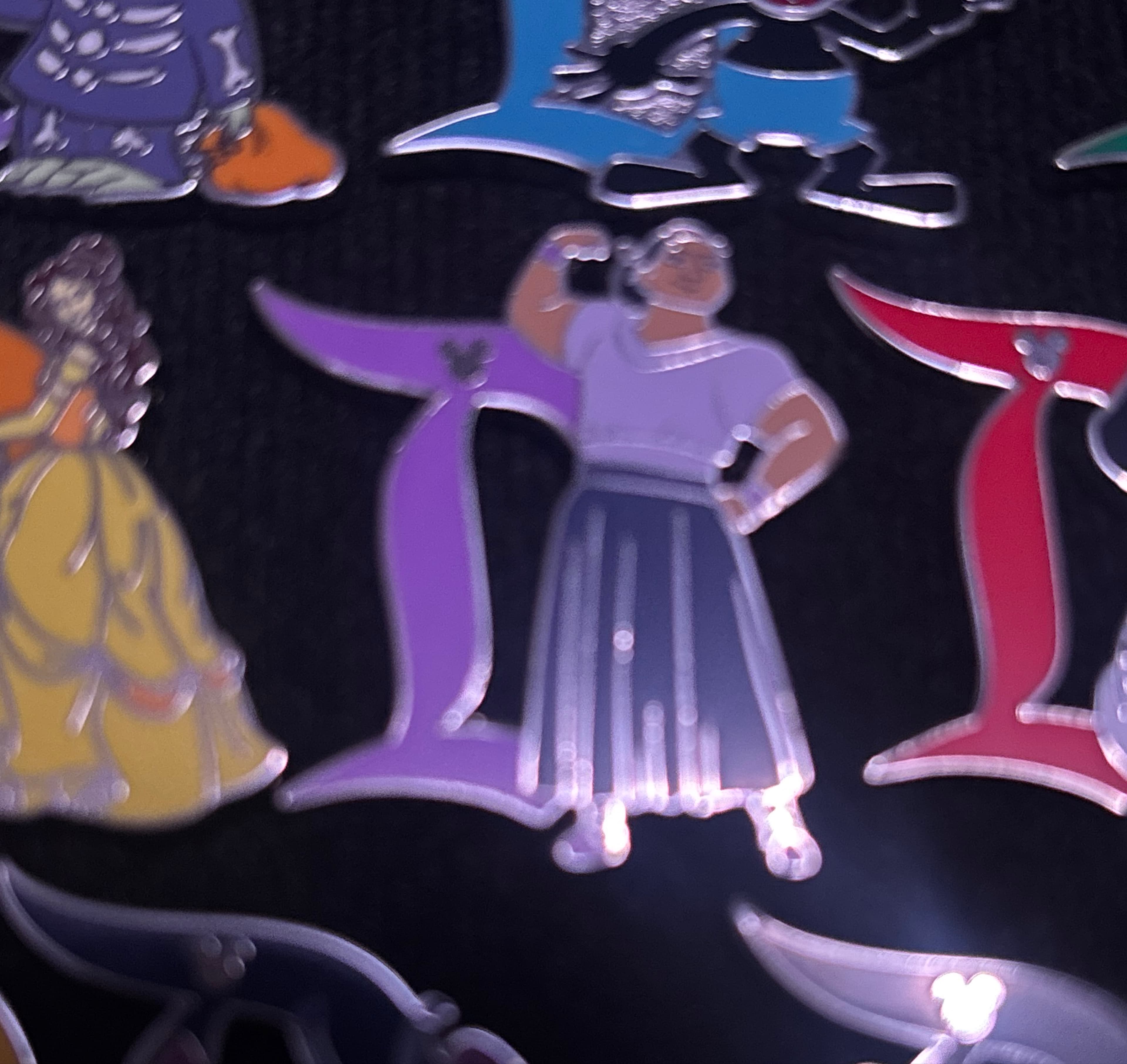 Luisa Madrigal Disneyland D front