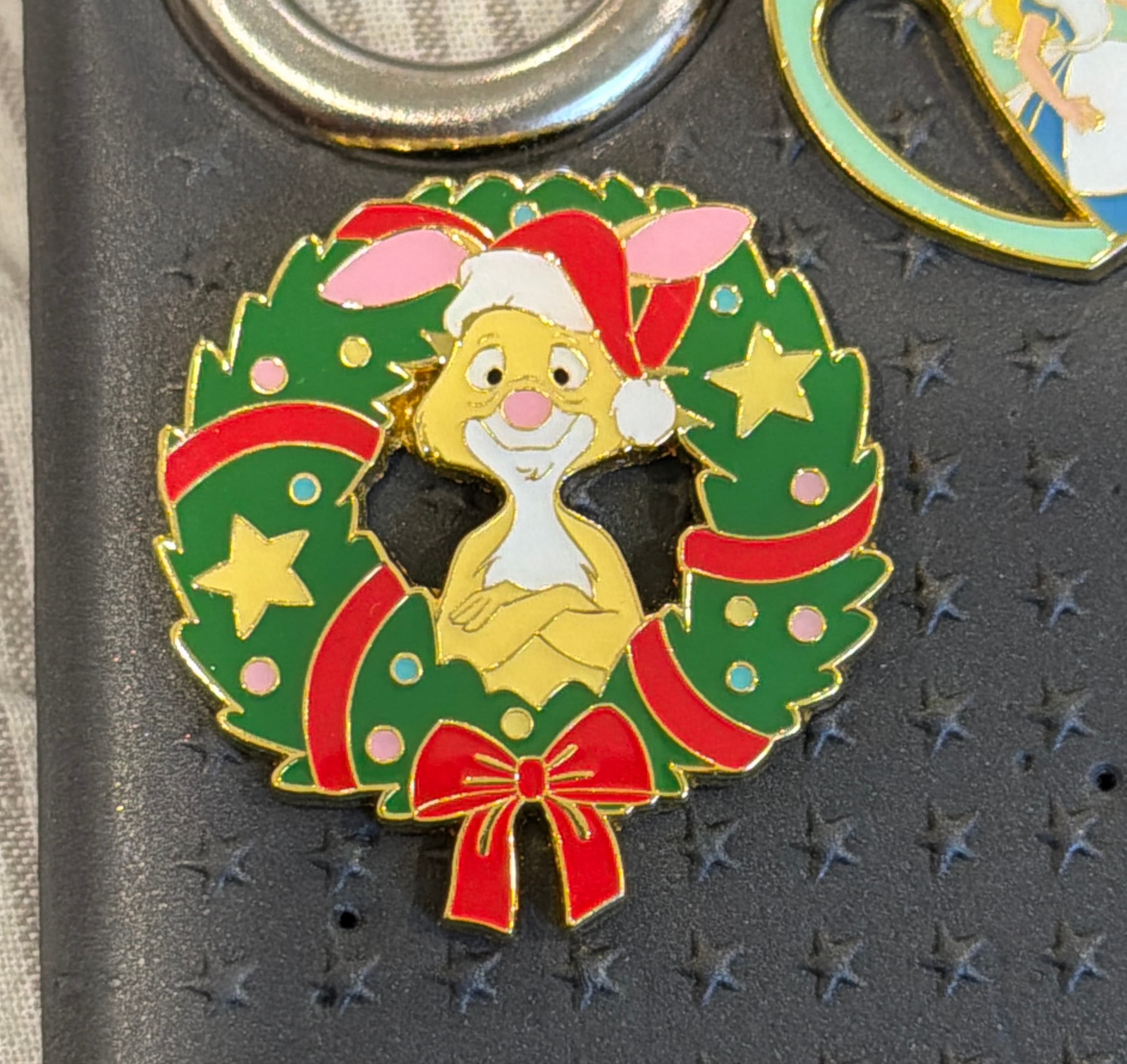Rabbit Christmas Wreath Pin front