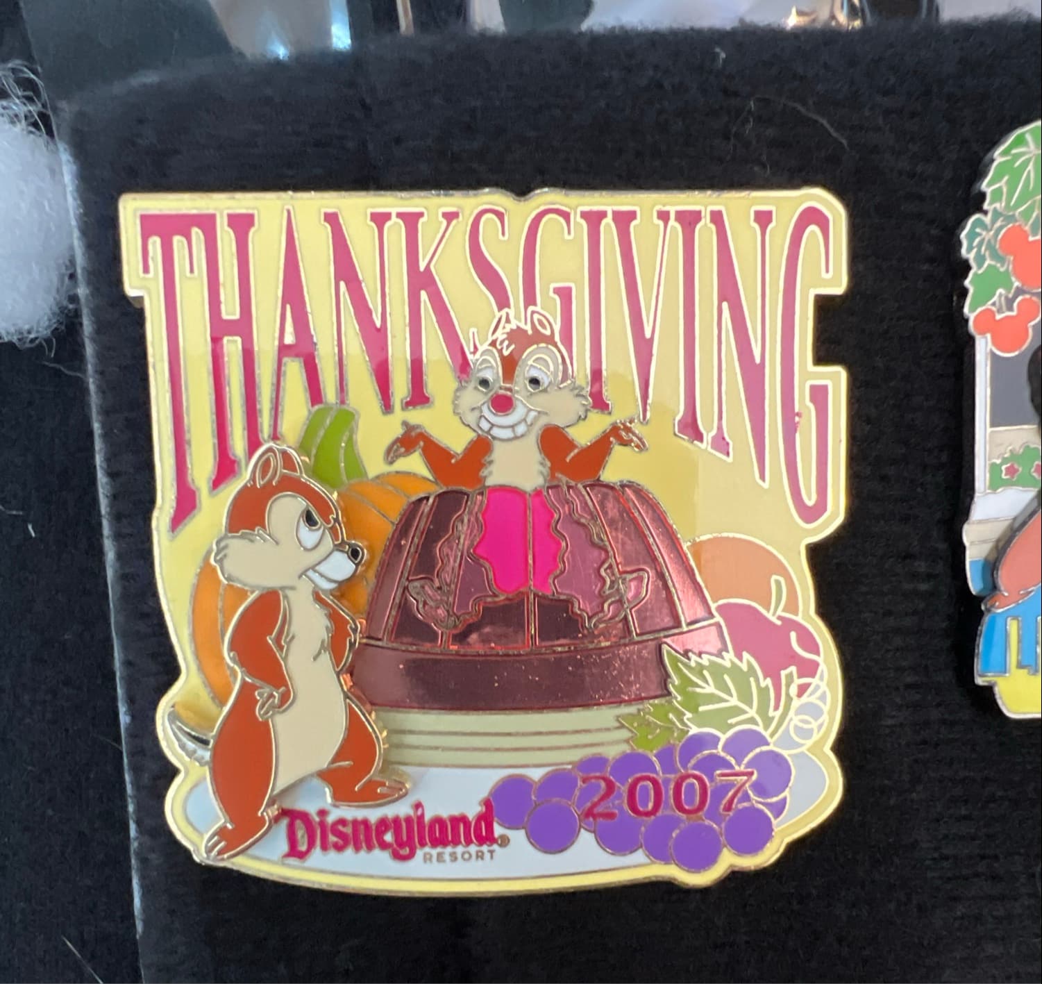 Chip and Dale Thanksgiving Jello Mold - Disneyland Resort 2007 front