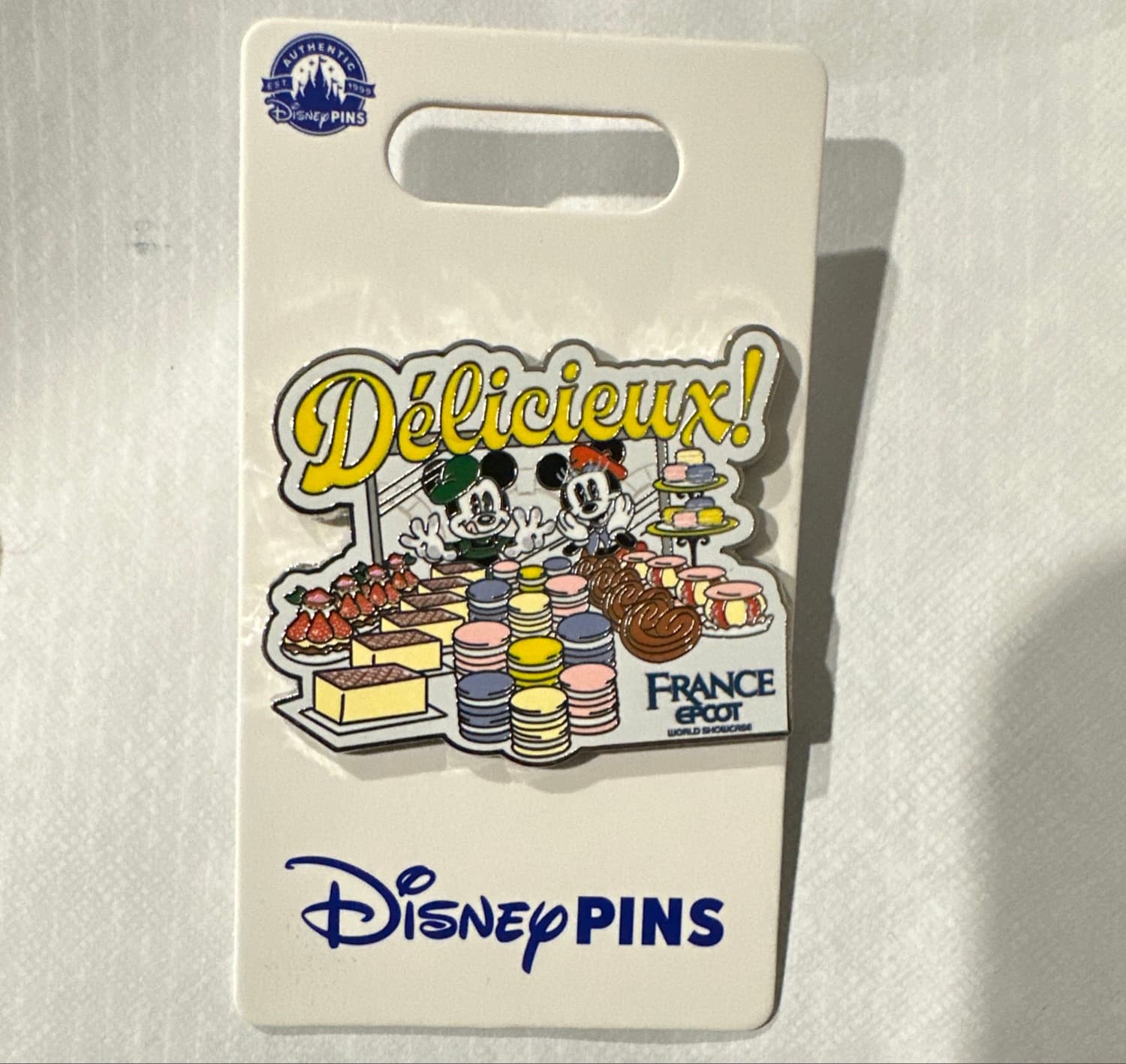 Mickey and Minnie Délicieux! France Epcot World Showcase Pin front