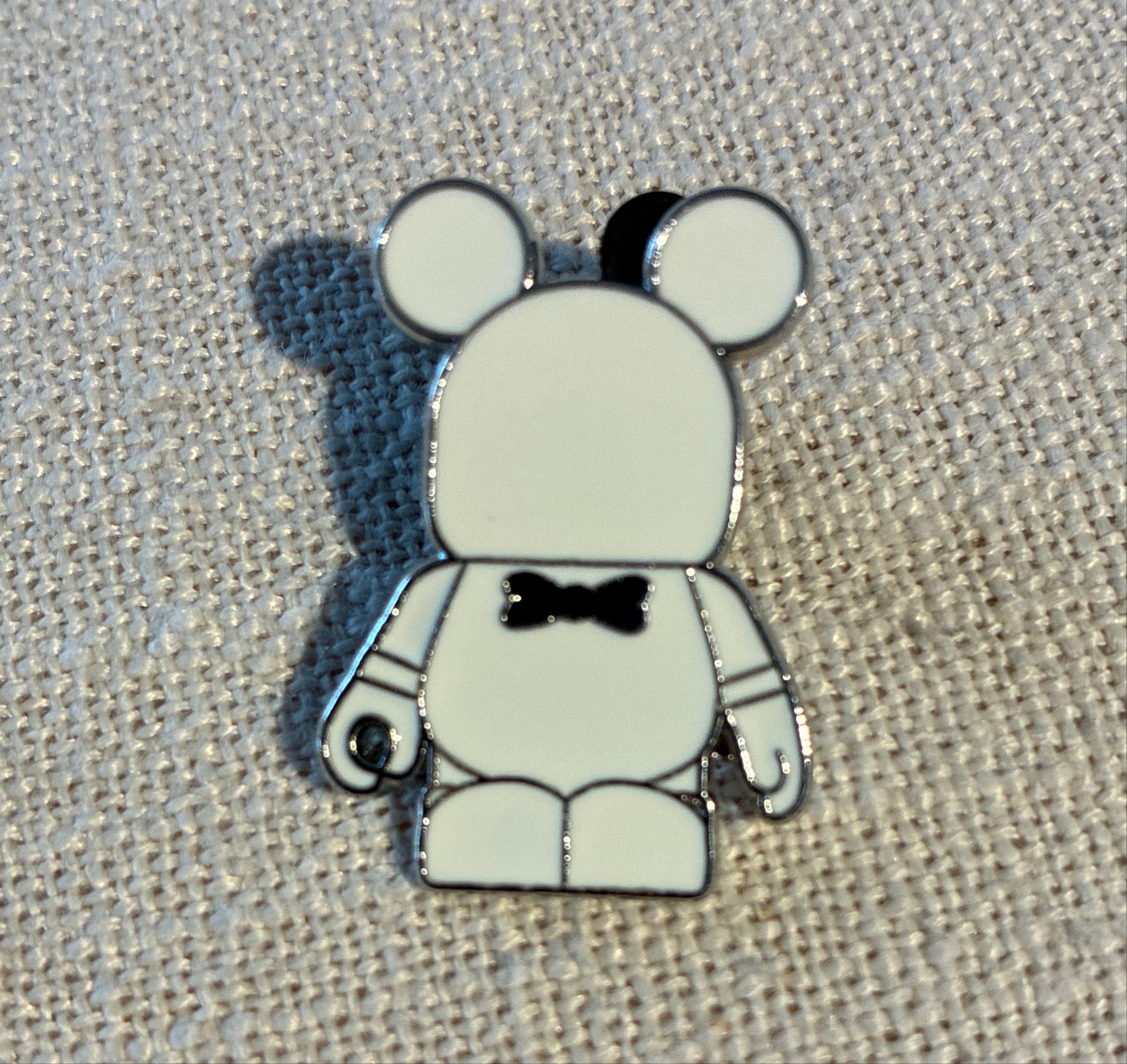 Vinylmation Jr. White Blank with Black Bow Tie Mickey Mouse Pin front