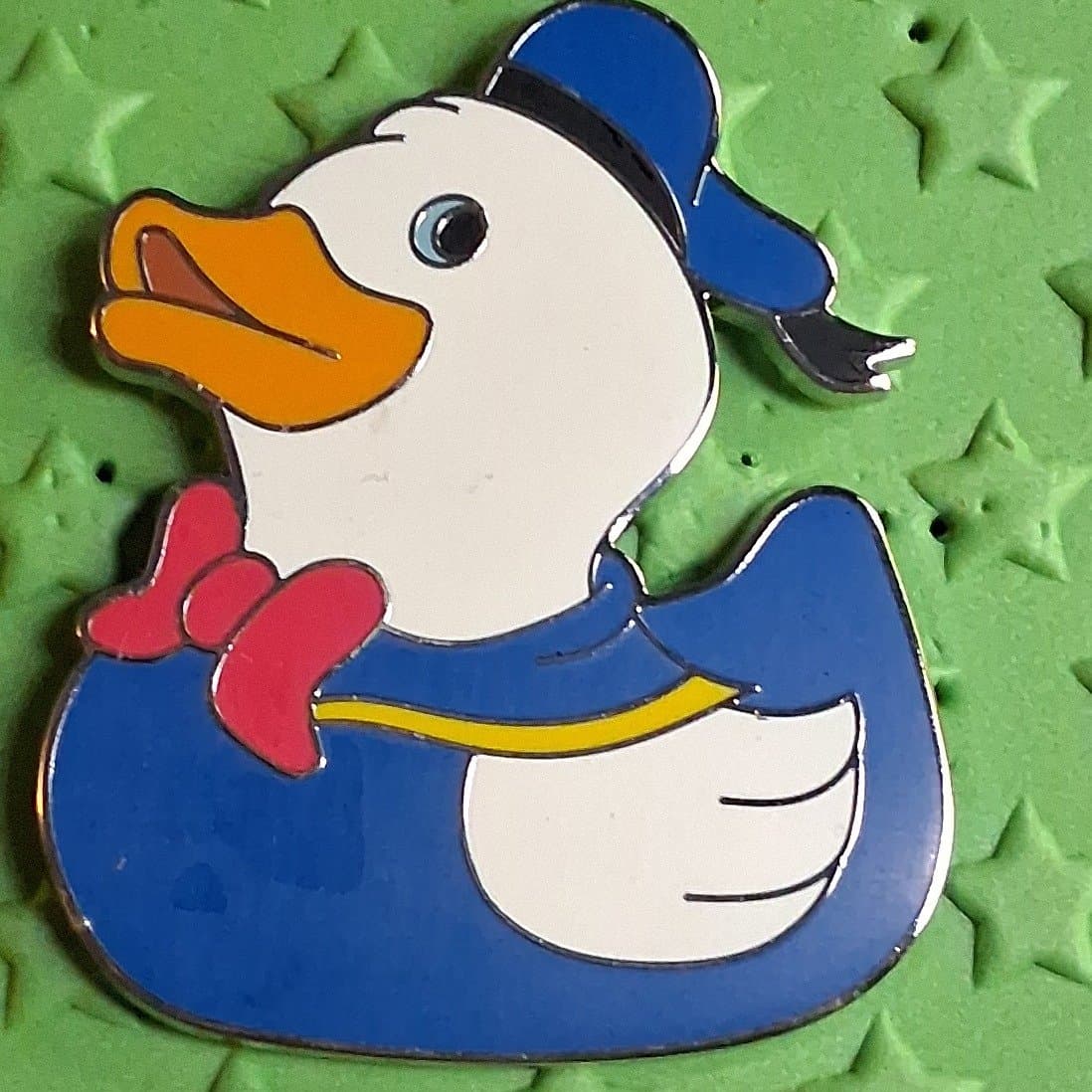 Donald Duck - Ducks of Disney Mystery Collection front
