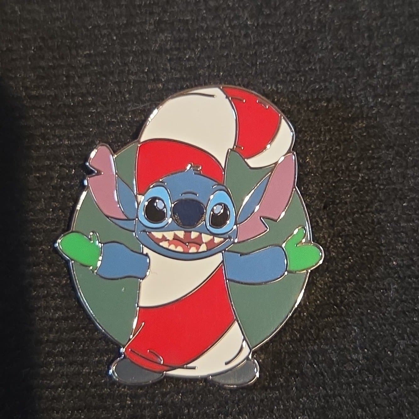 Stitch Holiday Mittens - Polynesian Resort 2015 front
