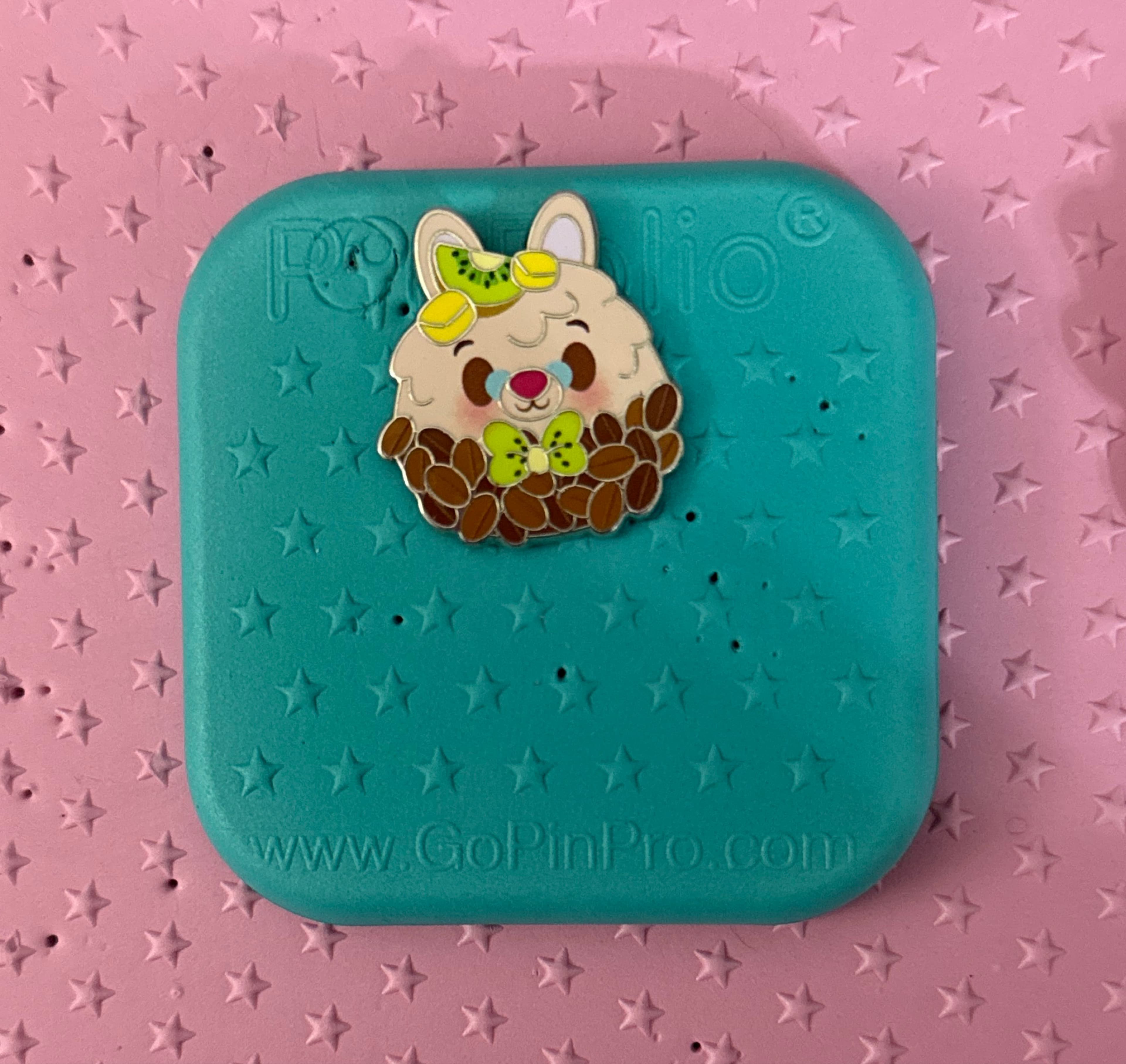 White Rabbit Fruit and Granola Parfait - Munchlings Mystery Collection (Series 2) front