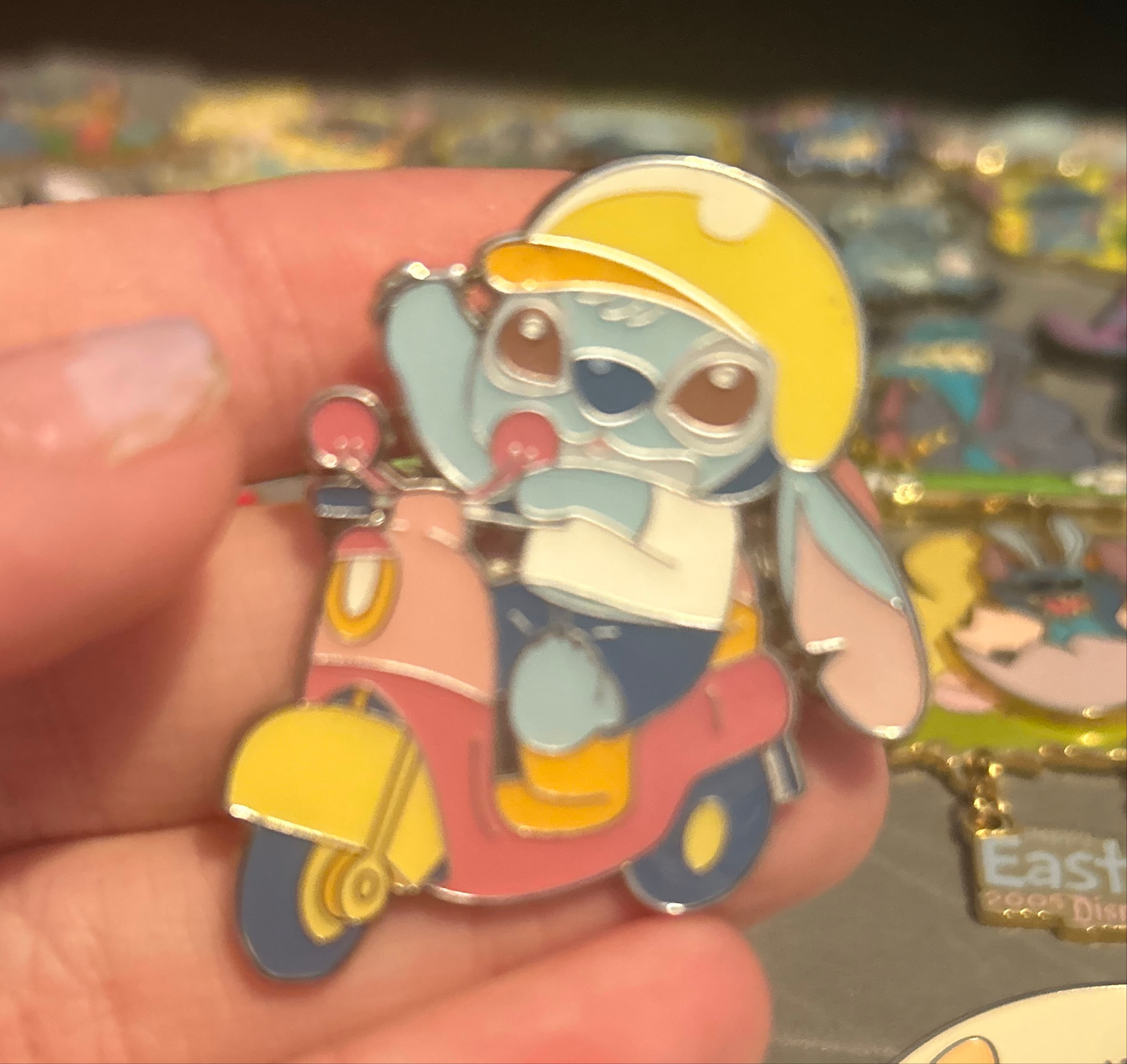 Stitch on Scooter - Shanghai Game Prize Pins front