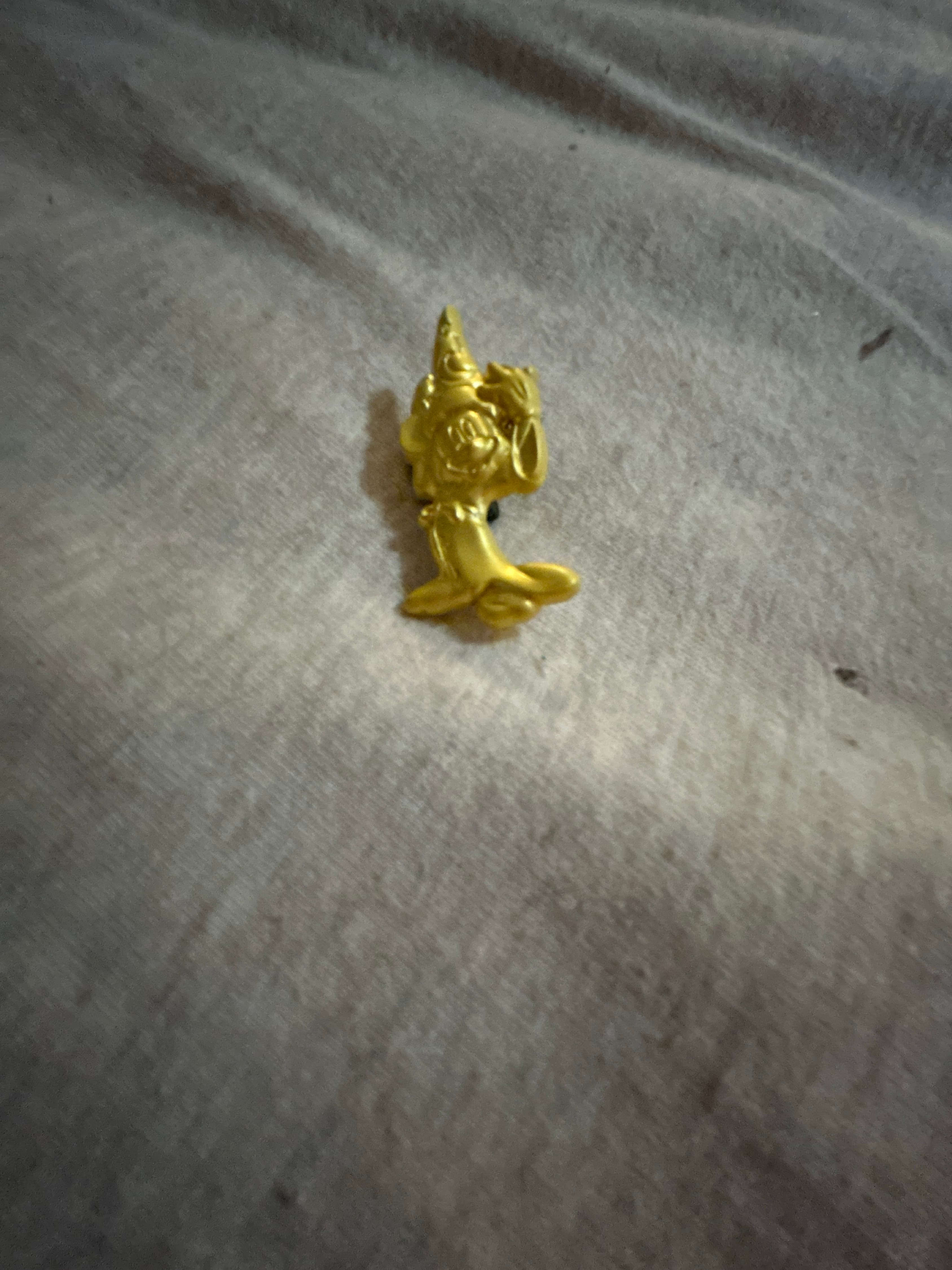 Sorcerer Mickey - Ink & Paint Gold Mystery Pin front