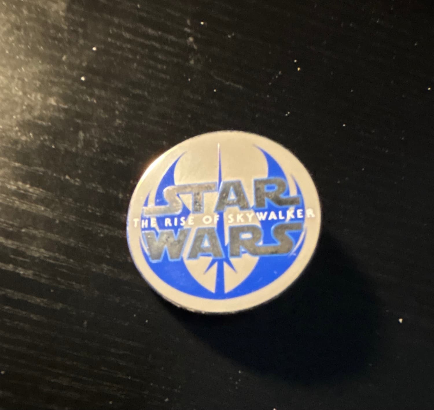 Star Wars: The Rise of Skywalker Logo Pin front