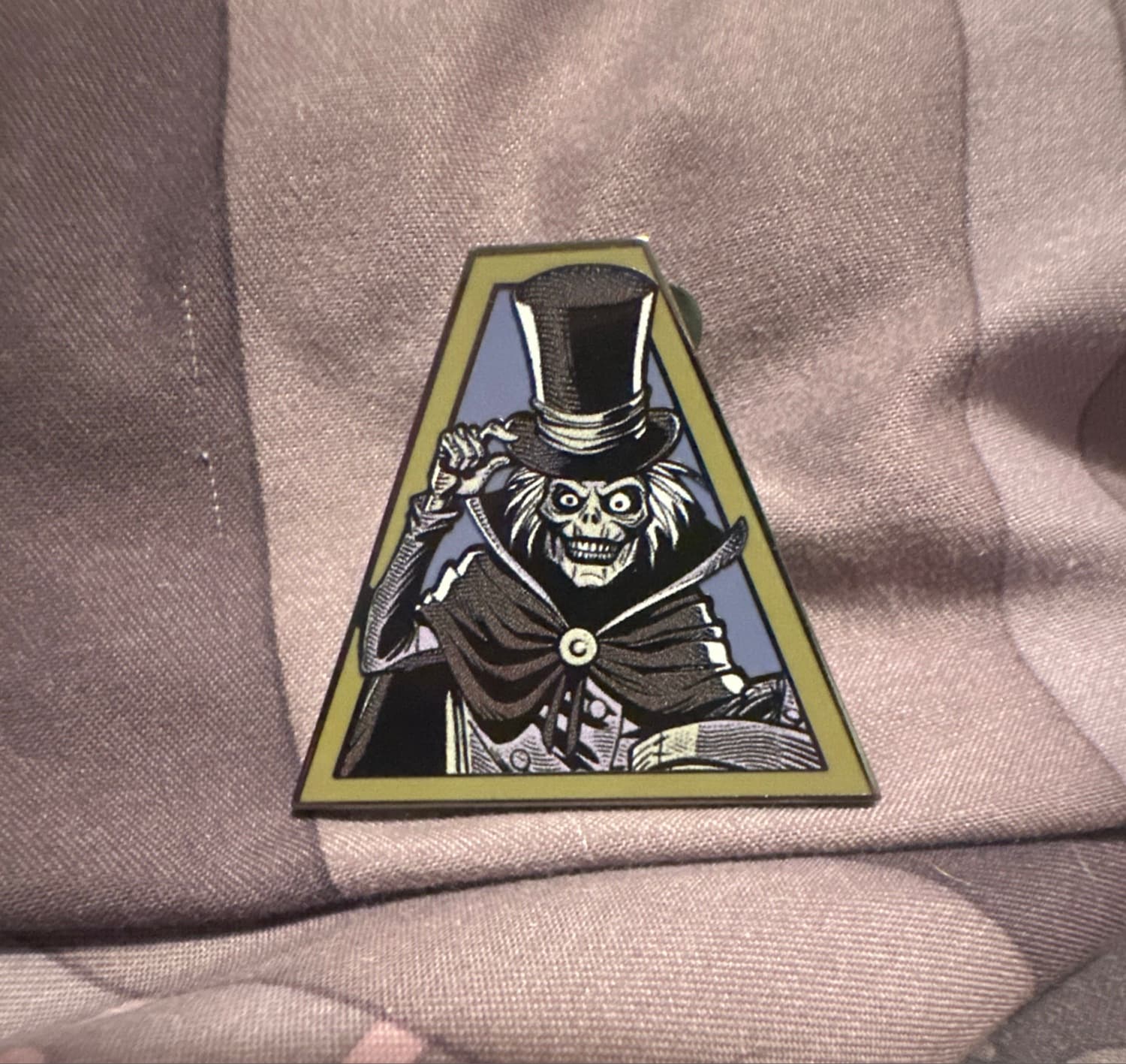 Hatbox Ghost front