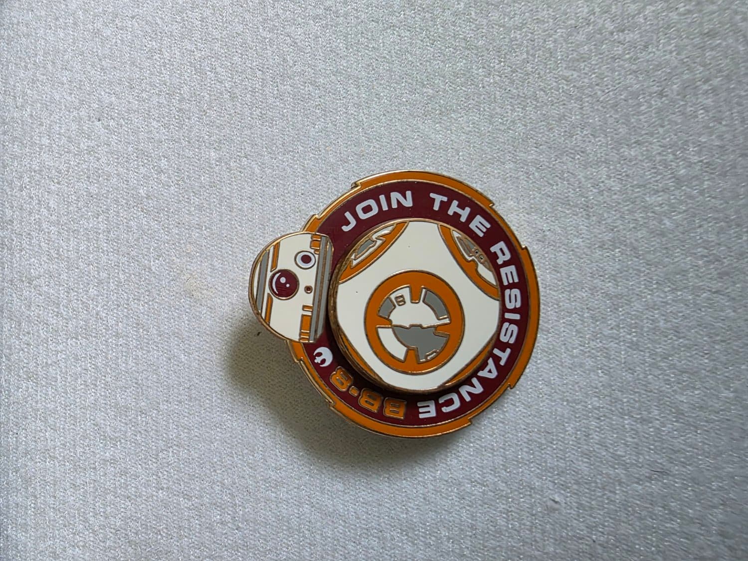 BB-8 Join the Resistance Spinner Pin - Star Wars: The Force Awakens front