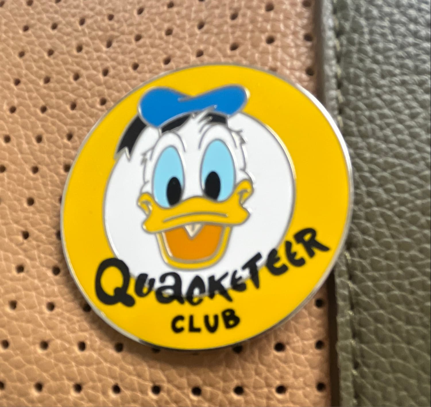 Donald Duck 90th Anniversary - Donald Duck Quacketeer Club front