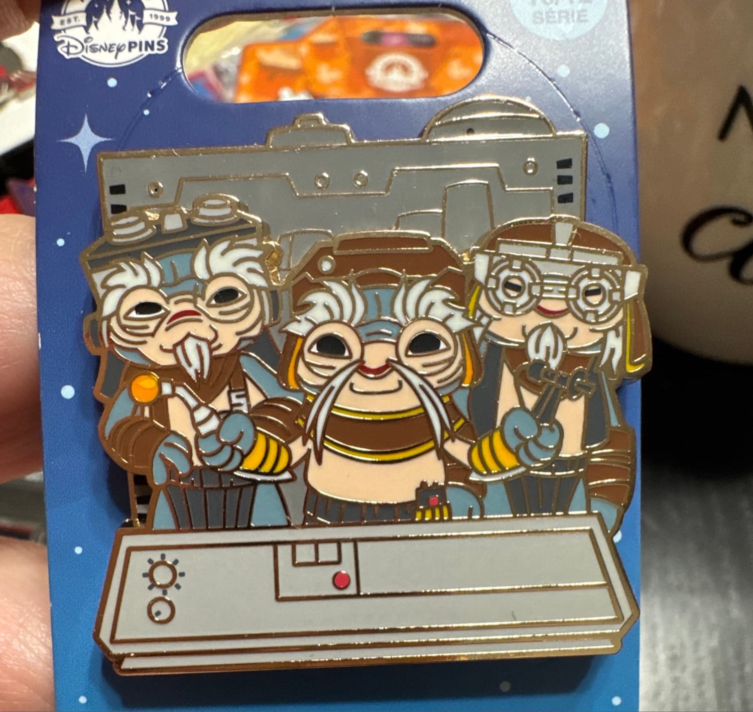 Star Wars Ugnaughts at Control Panel Pin front