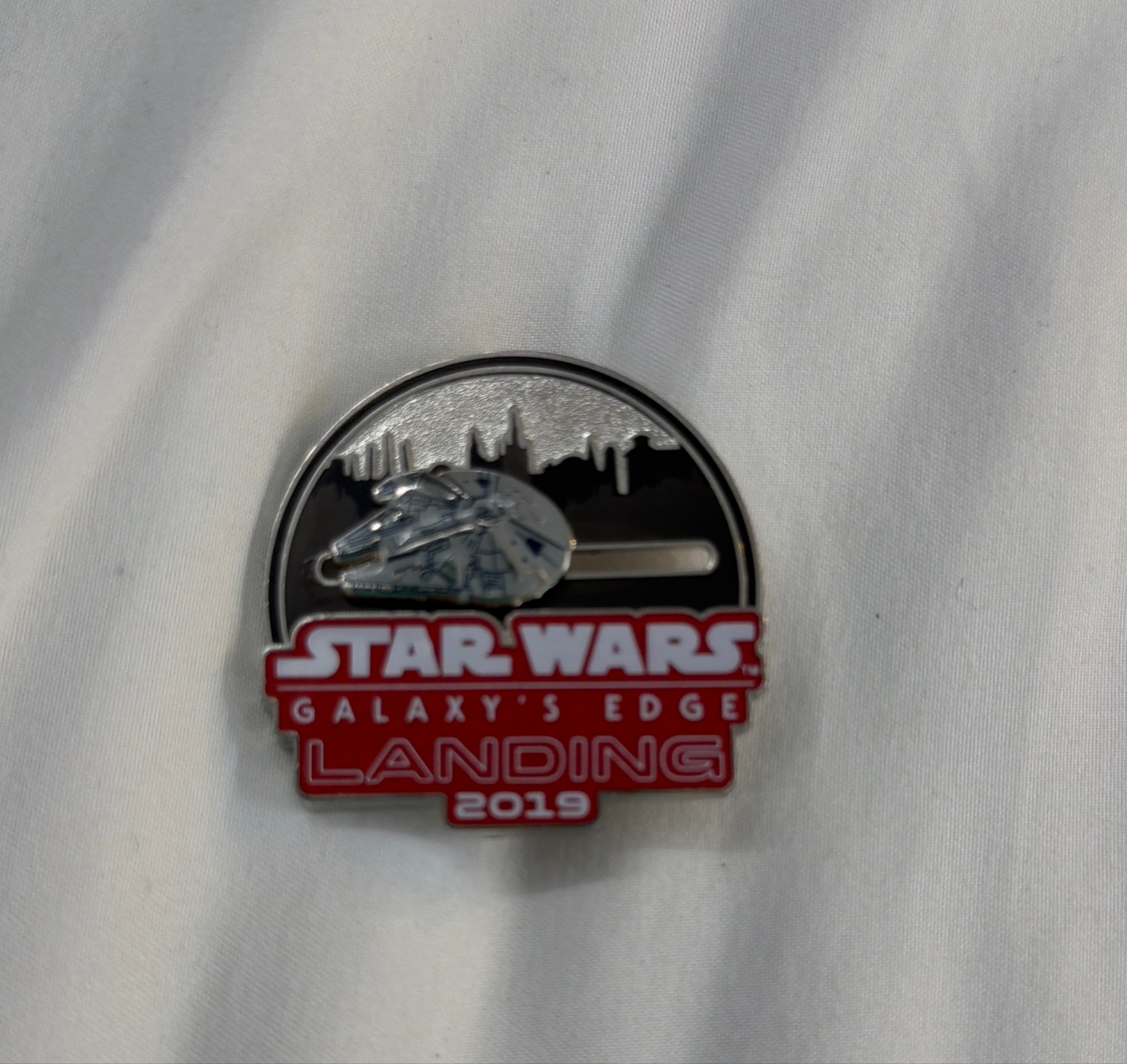 Millennium Falcon Slider - Star Wars: Galaxy's Edge Landing 2019 front