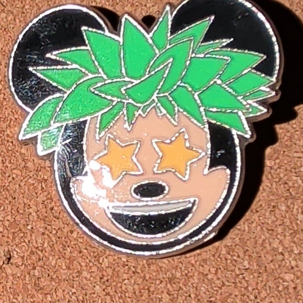 Mickey Pineapple front