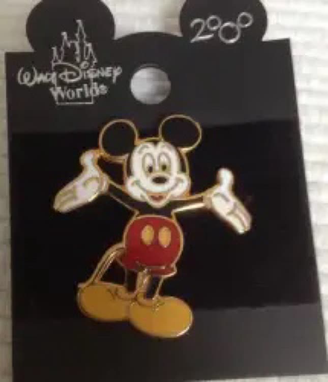 Mickey with his Arms Outstretched front