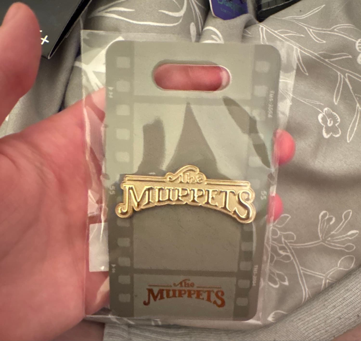 The Muppets Logo - Diecast front