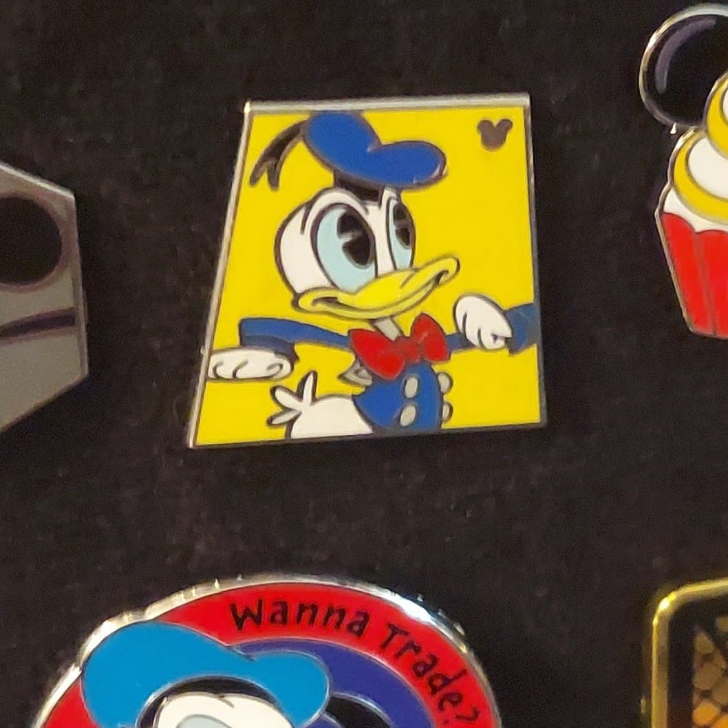 Donald Duck front