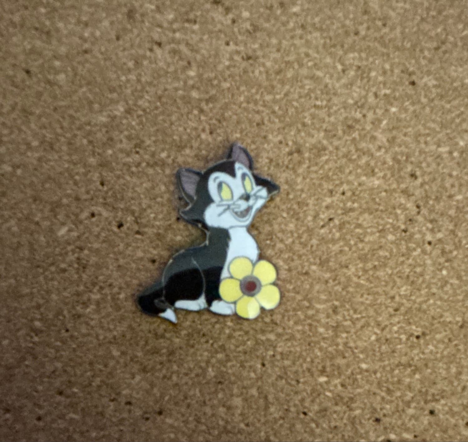 Figaro (with Yellow Flower) - Disney Cats & Dogs Floral Blind Box front