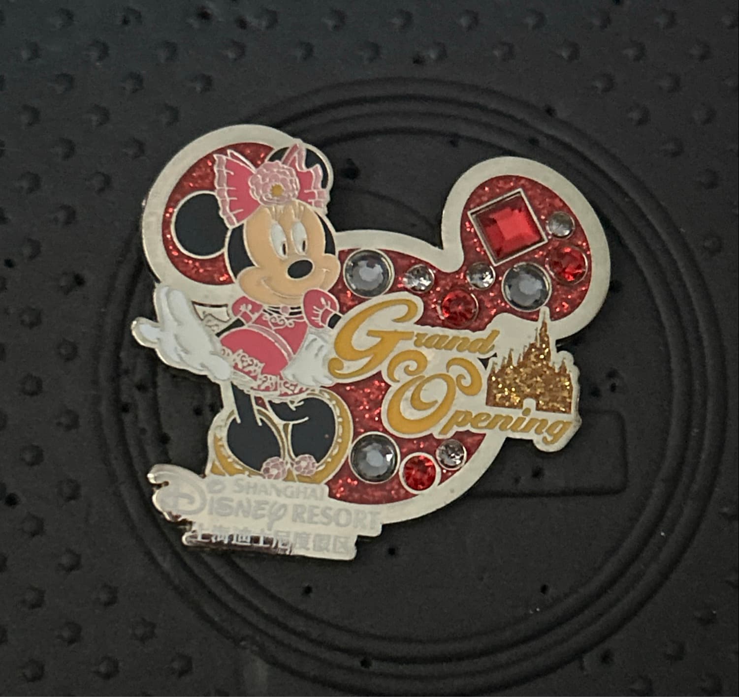 Minnie Mouse Grand Opening Shanghai Disney Resort Jeweled Pin front