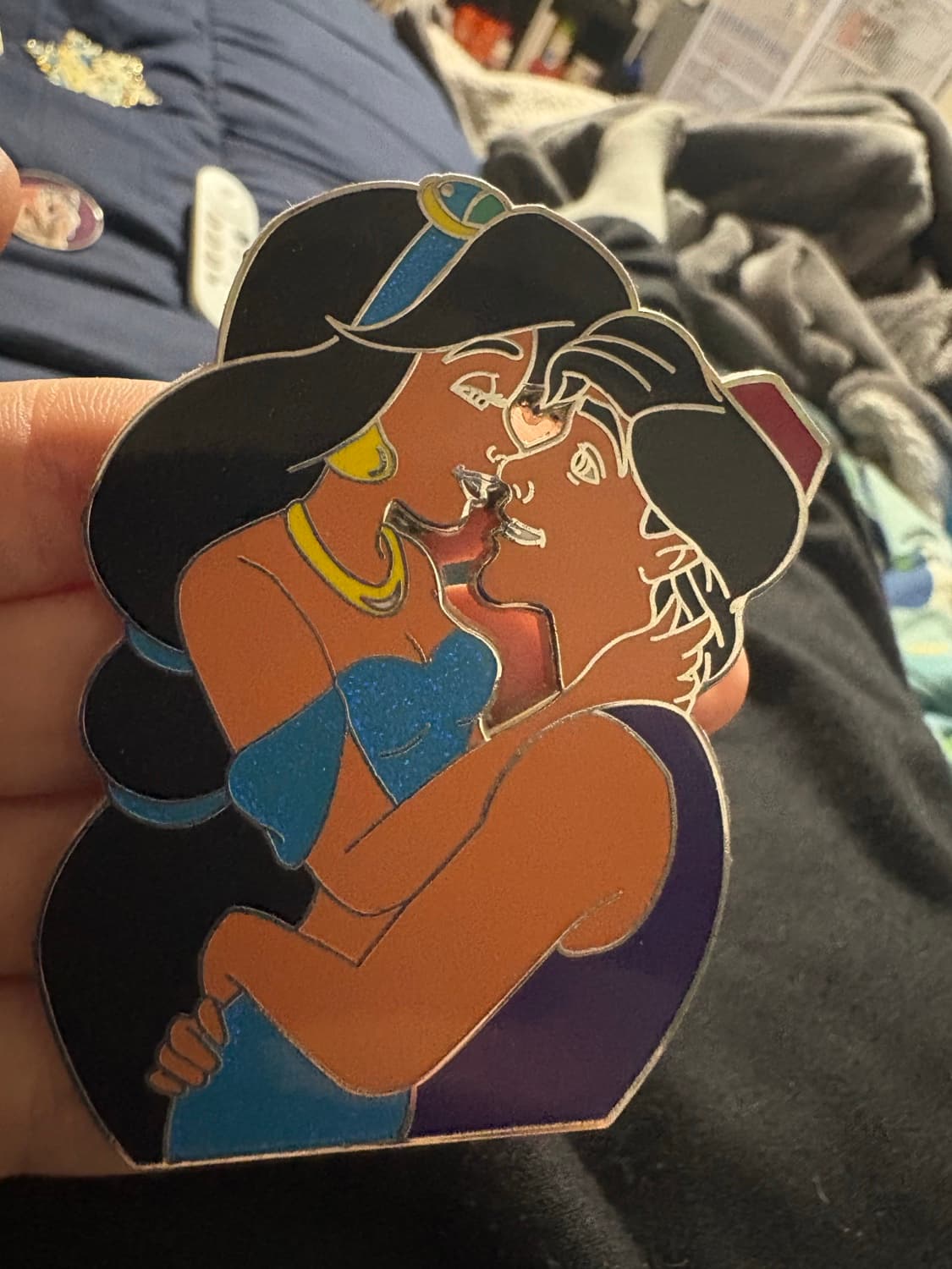 Aladdin and jasmine fantasy pin front