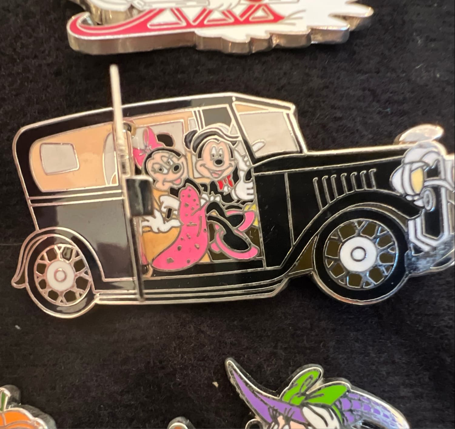 Mickey and Minnie Uptown Arrival front