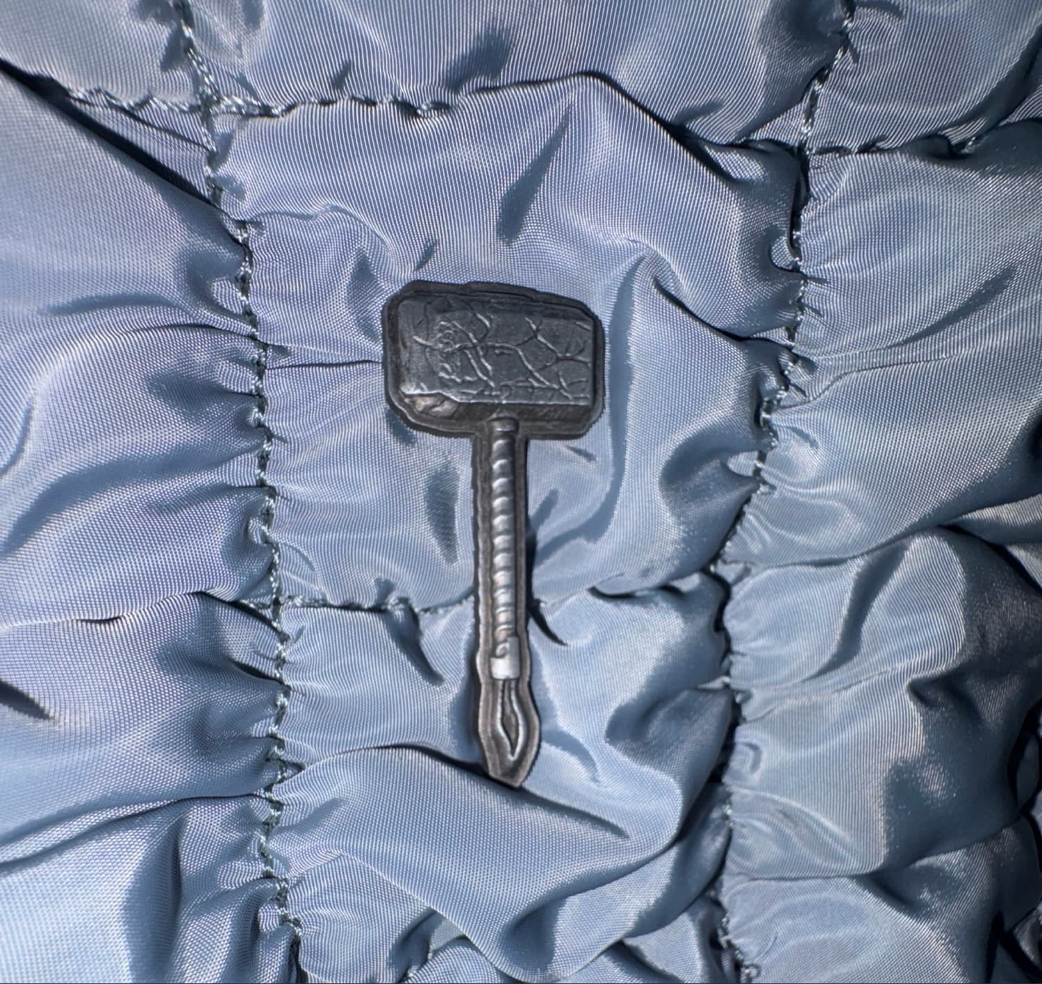 Mjölnir front