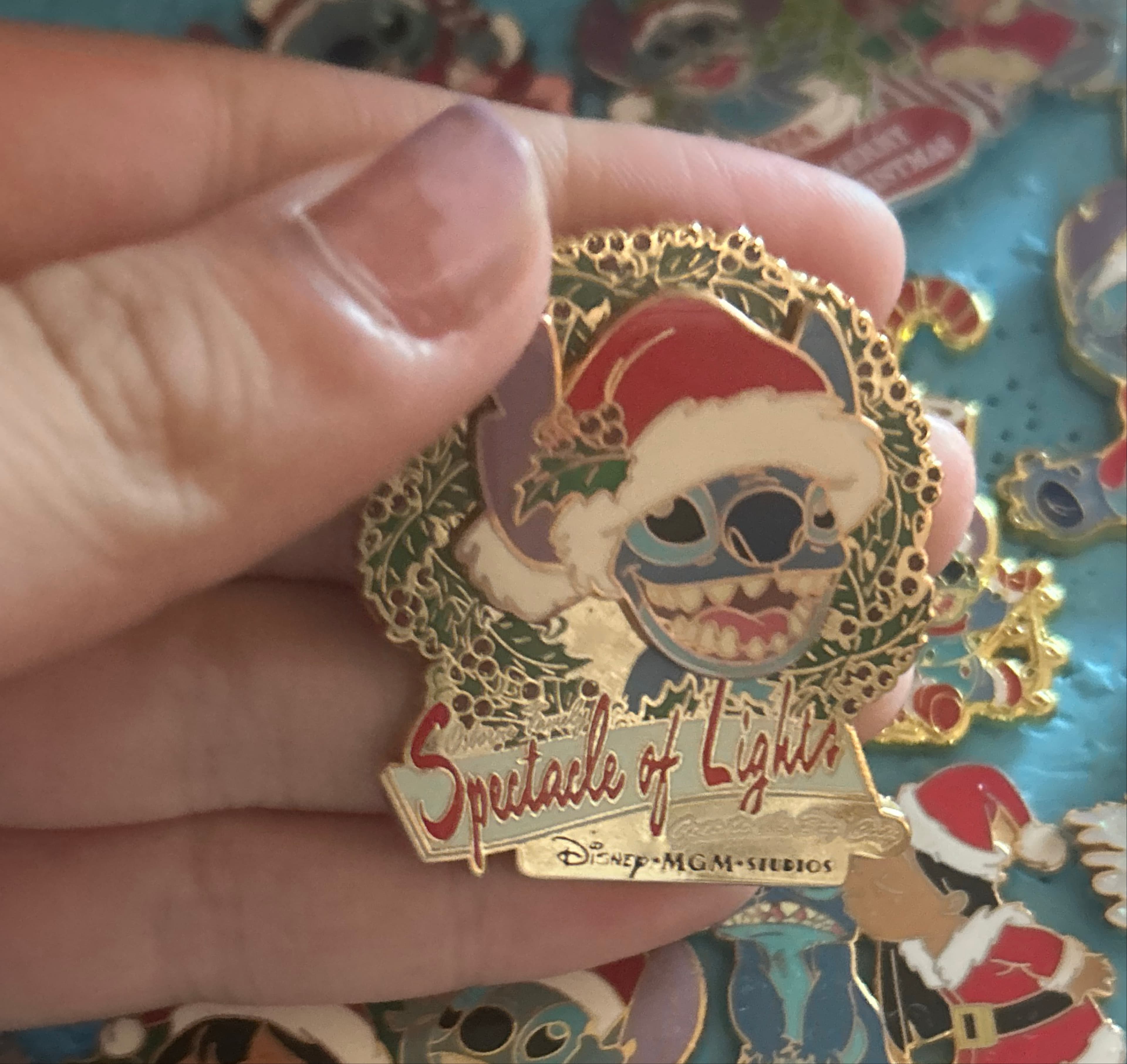 Stitch in Wreath - Osborne Family Spectacle of Lights 2004 - Disney front