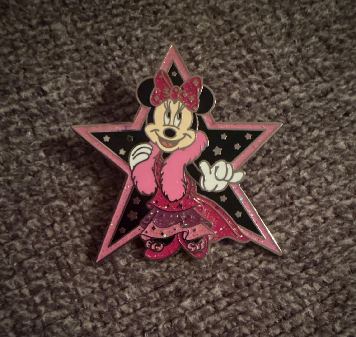 Minnie Mouse Movie Star Hollywood Glitter Pink Premiere Pin front