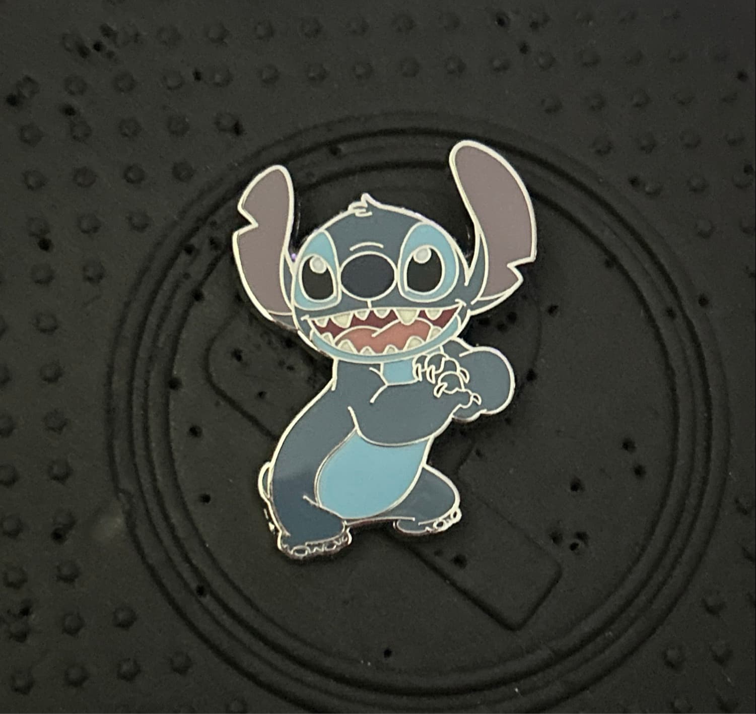 Stitch Smiling with Arms Out front