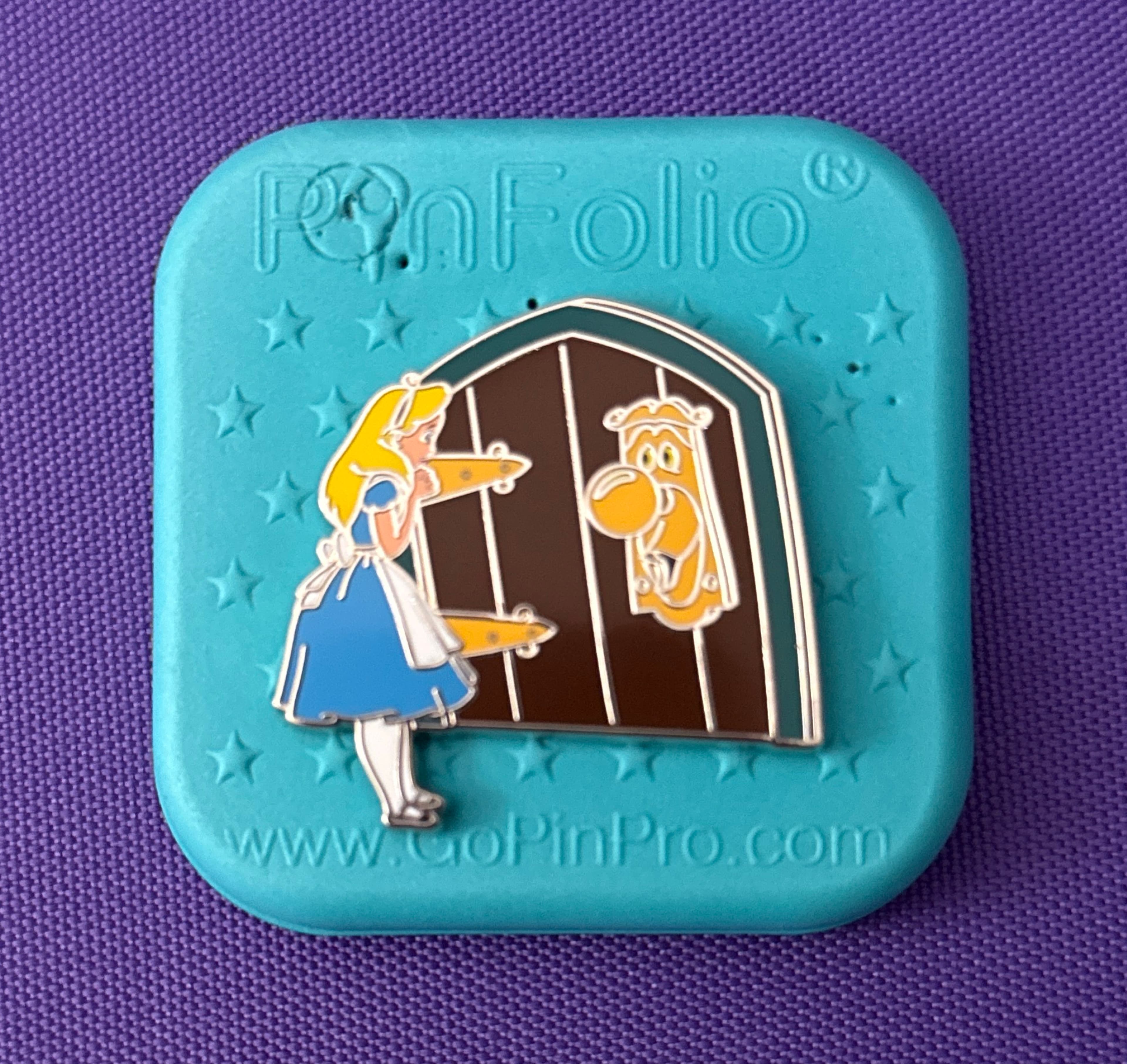 Alice and Doorknob - Alice in Wonderland front