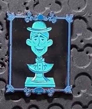 Singing Bust Pin - Cousin Algernon front