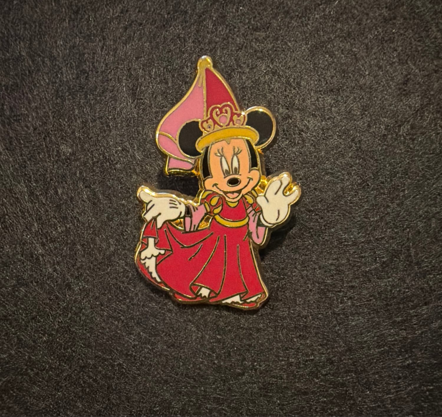 Princess Minnie Mouse front