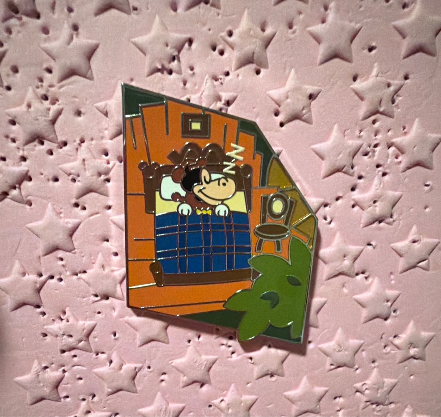 Clarabelle Cow LE 575 front