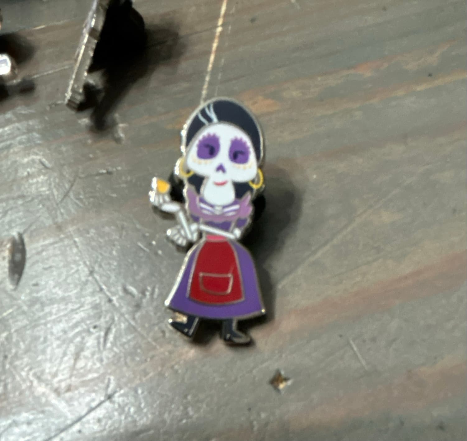 Mama Imelda (Walking, Holding Candle/Cup) - Coco front