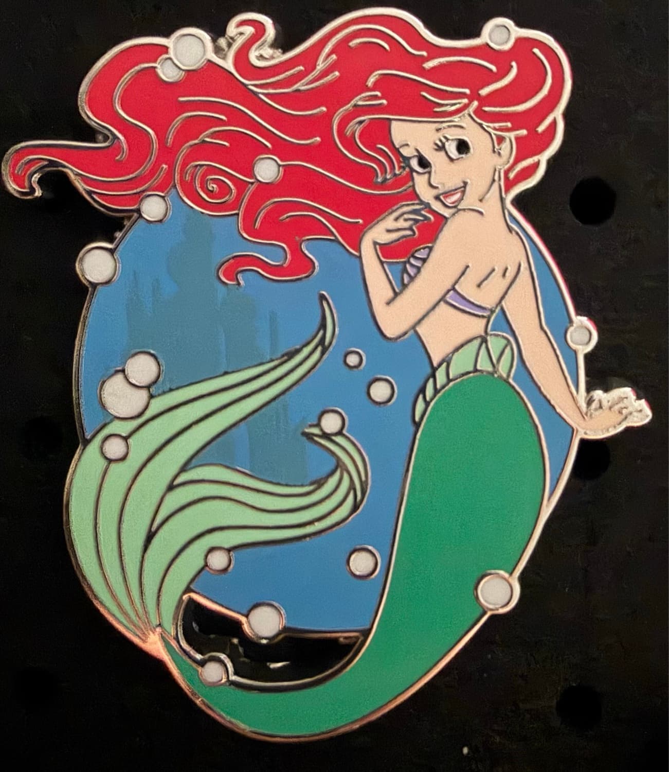 Ariel - The Little Mermaid - Swimming With Bubbles Pin front