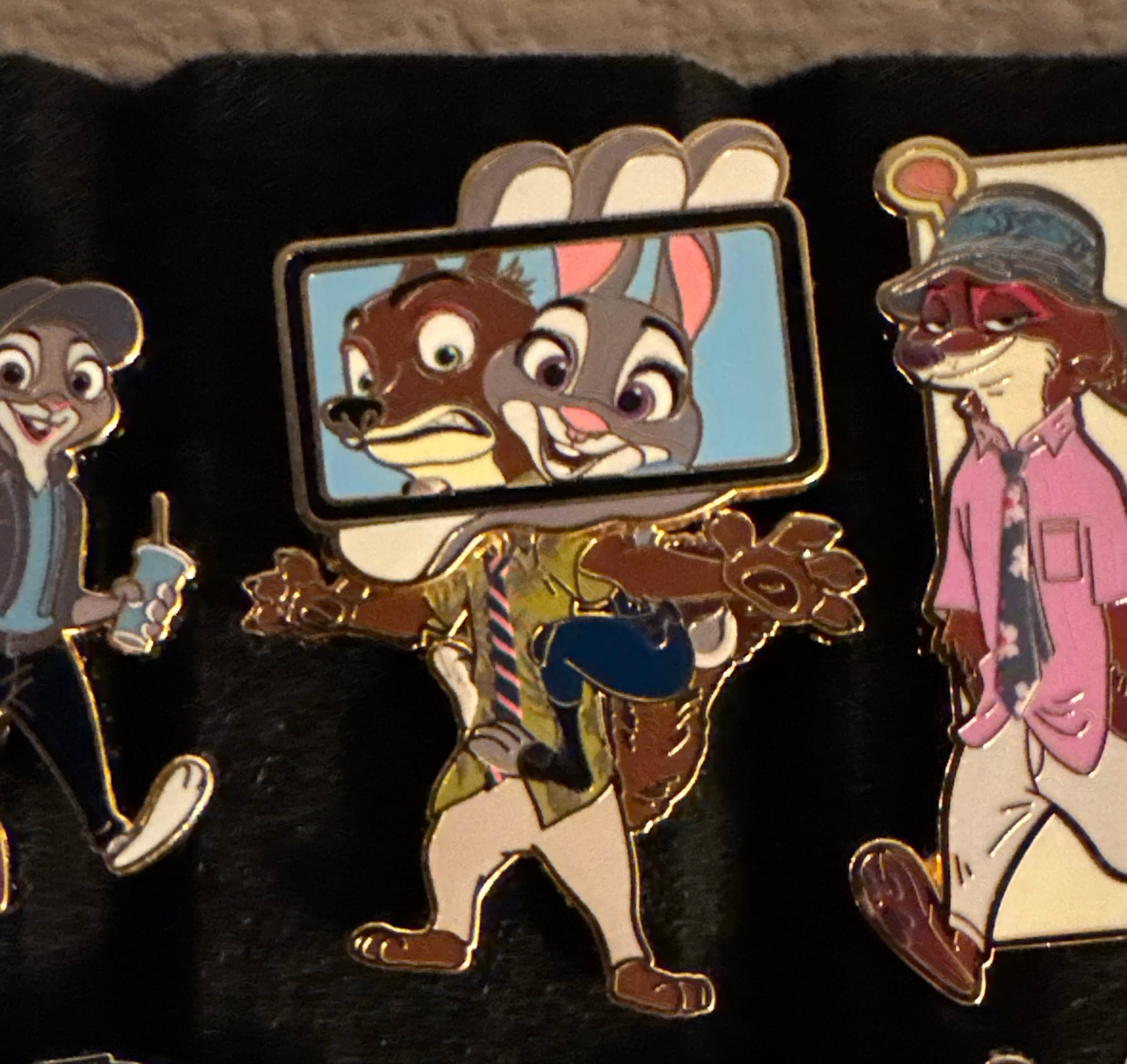 Judy Hopps & Nick Wild Selfie Series Pin front