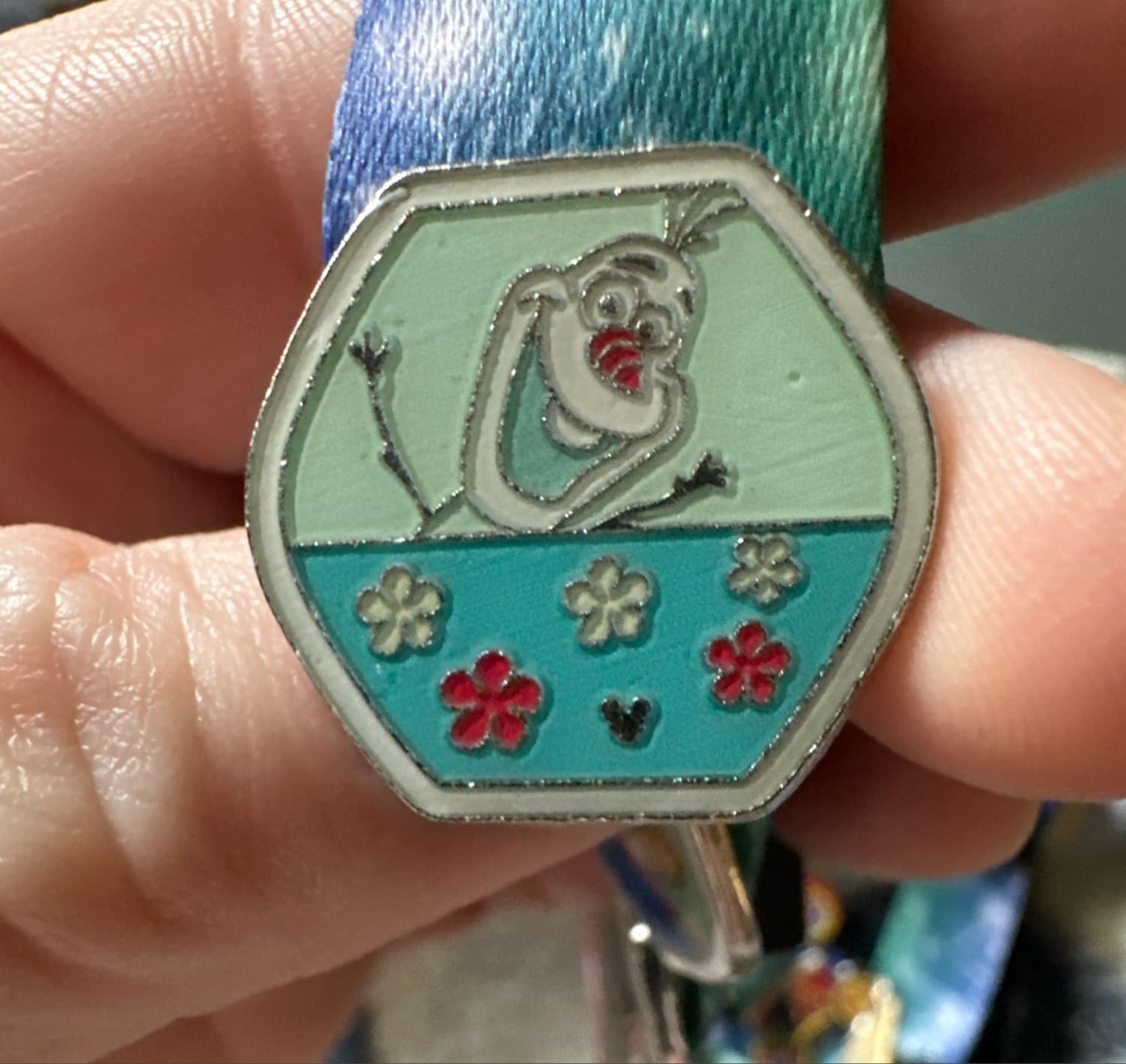 Olaf Frozen Hidden Mickey Ferris Wheel Pin front