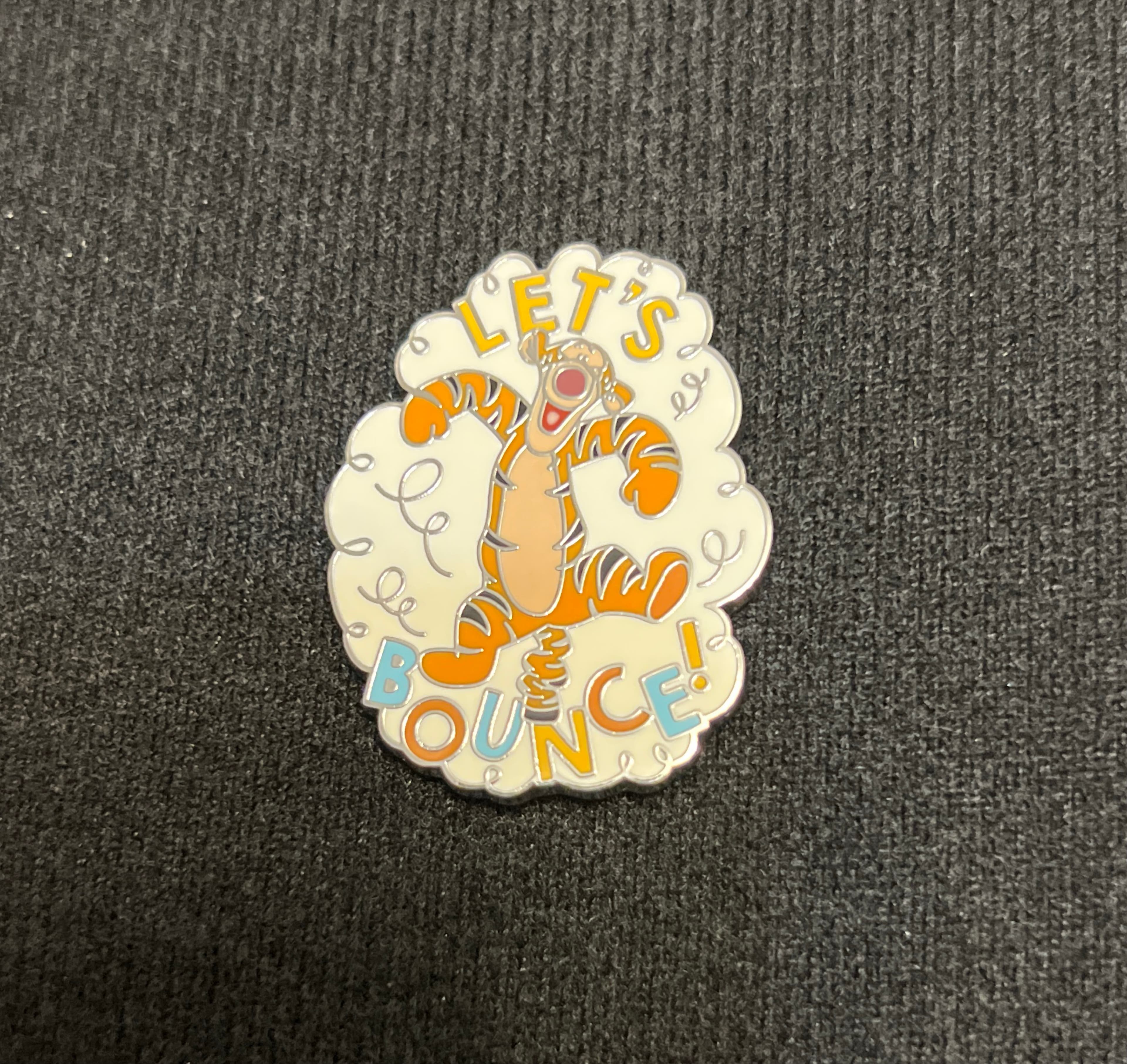Tigger Let's Bounce! - Pooh & Friends Mystery Pin Collection front