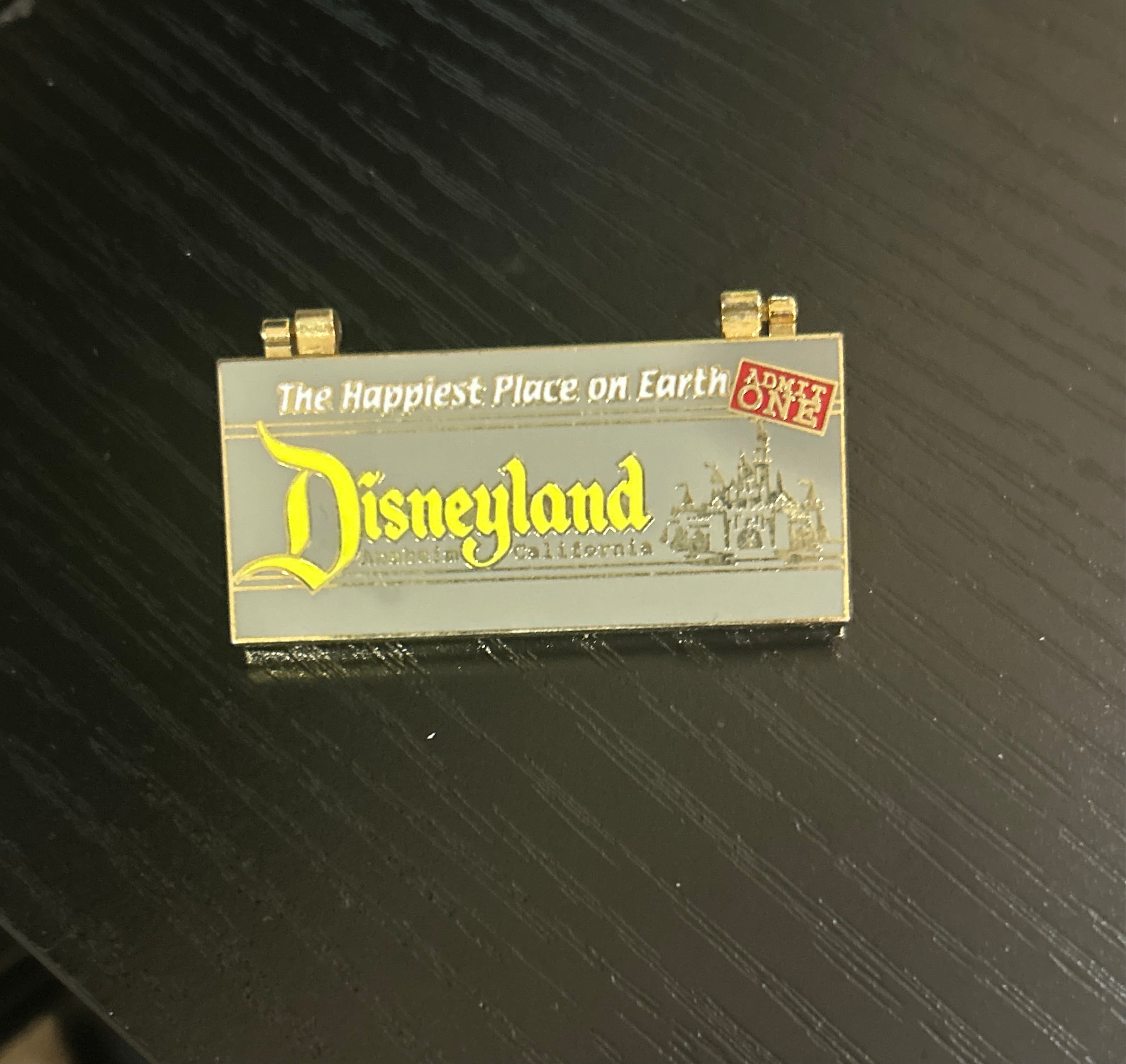 Hinged Ticket Book - Happiest Place on Earth front